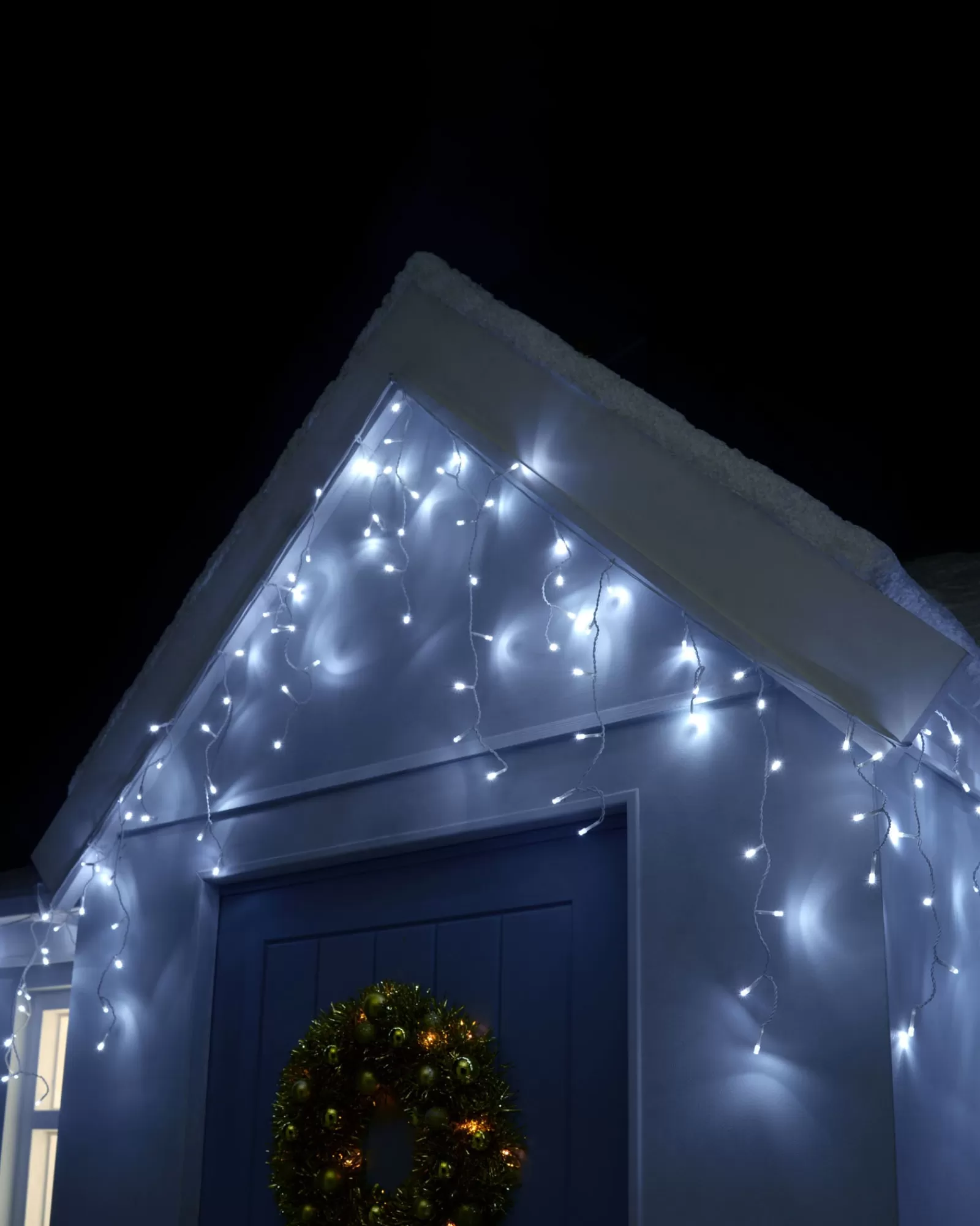 WeRChristmas Icicle Lights^360 Icicle LED Light String, Bright White, 8.8 M