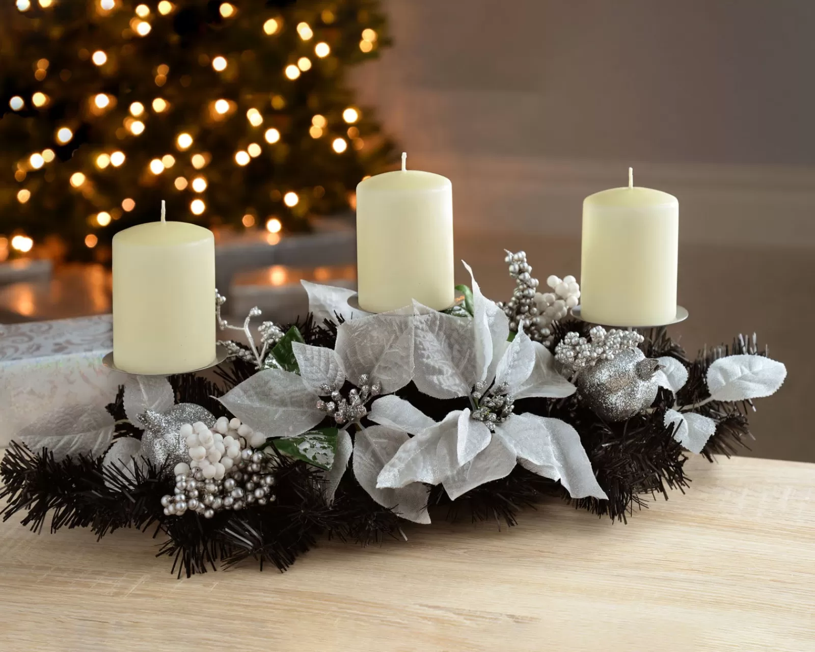 WeRChristmas Table Decorations | Candle Holder Garlands^3 Pillar Decorated Candle Holder, Black/Silver