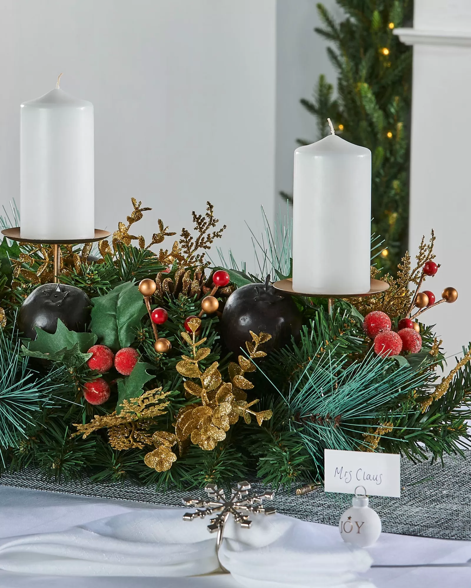 WeRChristmas Table Decorations | Candle Holder Garlands^3 Pillar Decorated Garland Candle Holder, 76 Cm