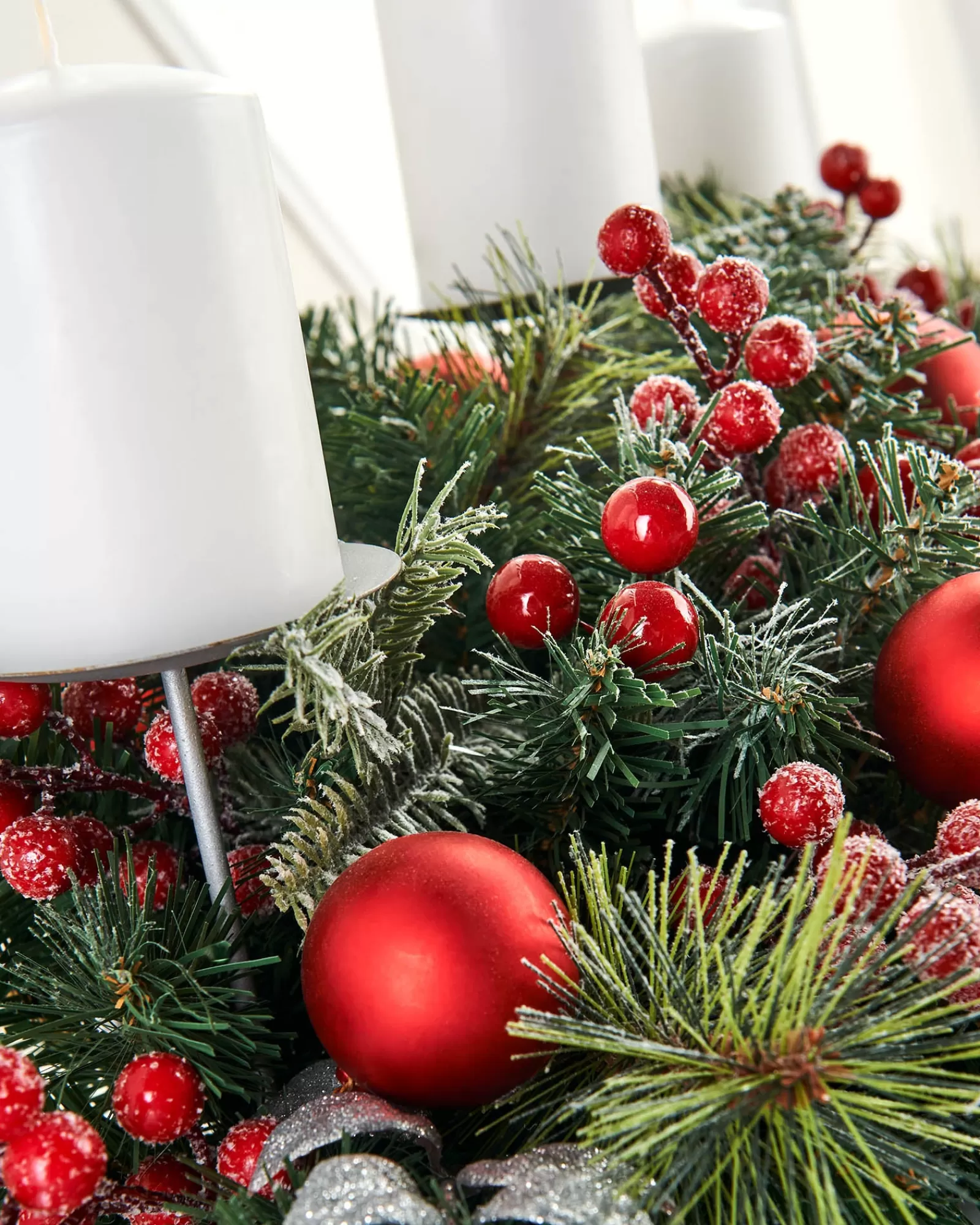 WeRChristmas Table Decorations | Candle Holder Garlands^3 Pillar Decorated Garland Candle Holder, 76 Cm