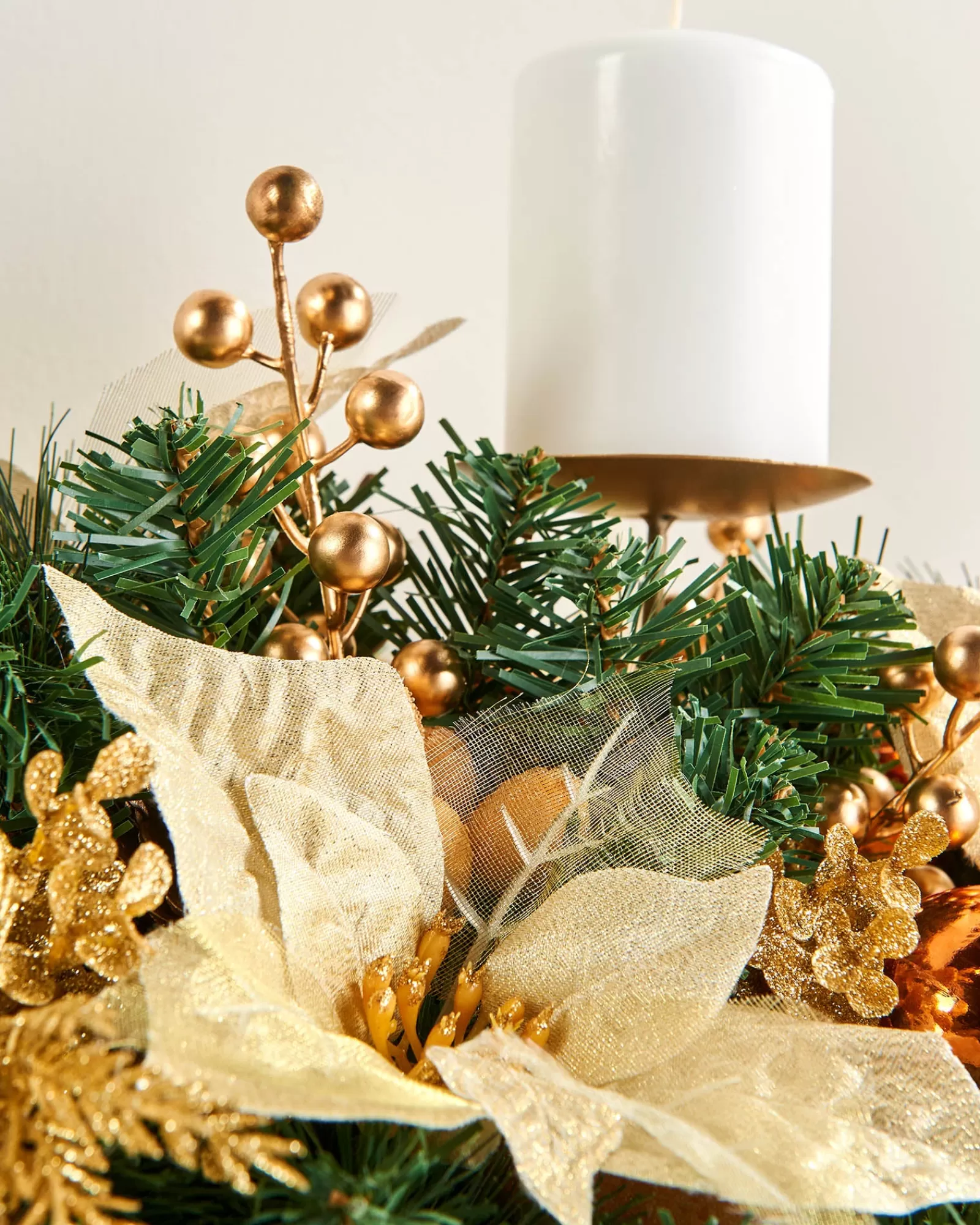 WeRChristmas Table Decorations | Candle Holder Garlands^3 Pillar Decorated Garland Candle Holder, Copper, 76 Cm