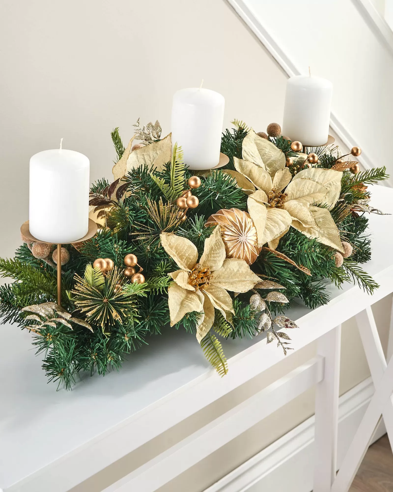 WeRChristmas Table Decorations | Candle Holder Garlands^3 Pillar Decorated Garland Candle Holder, Cream/Gold, 76 Cm