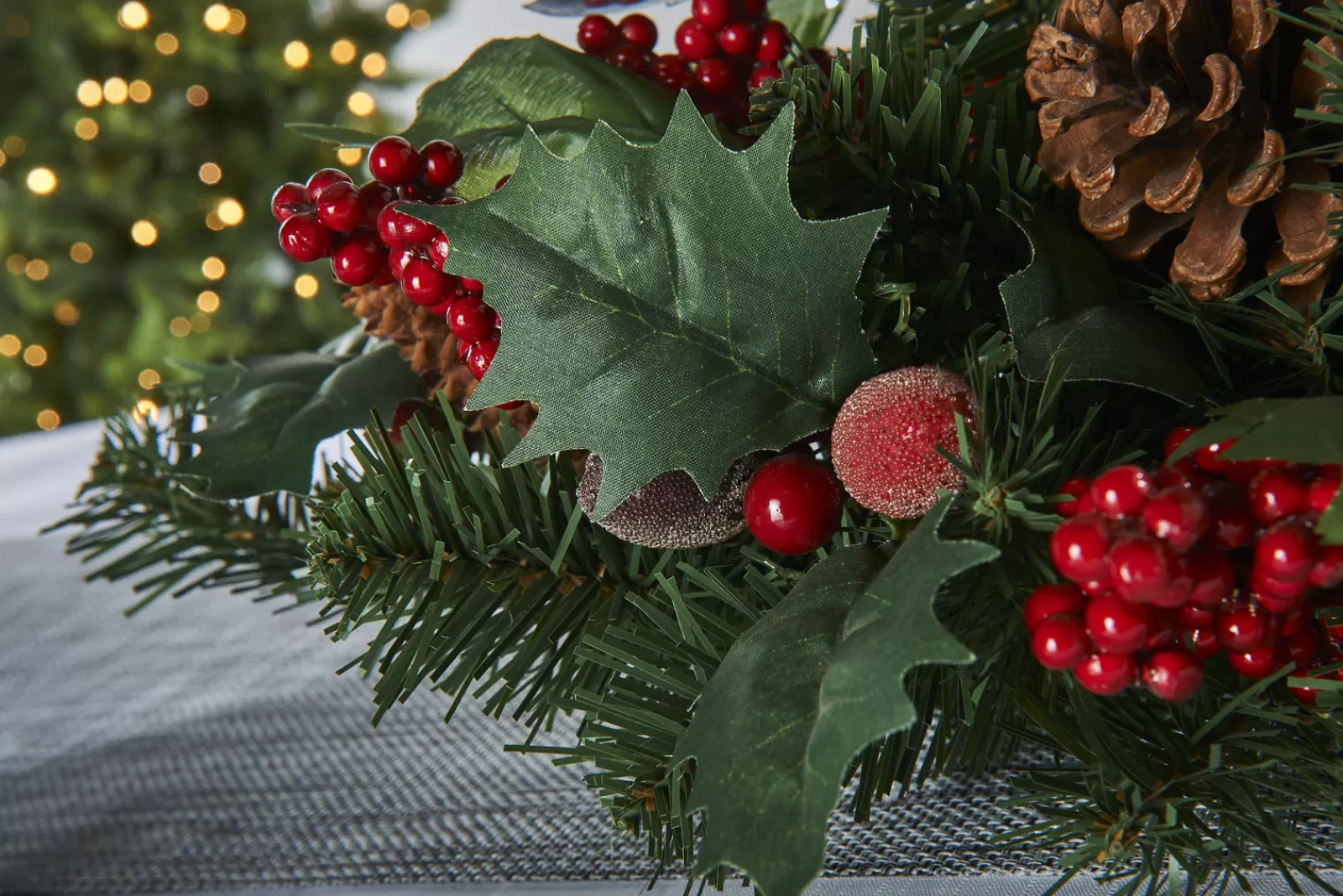 WeRChristmas Table Decorations | Candle Holder Garlands^3 Pillar Decorated Garland Candle Holder, Red, 76 Cm