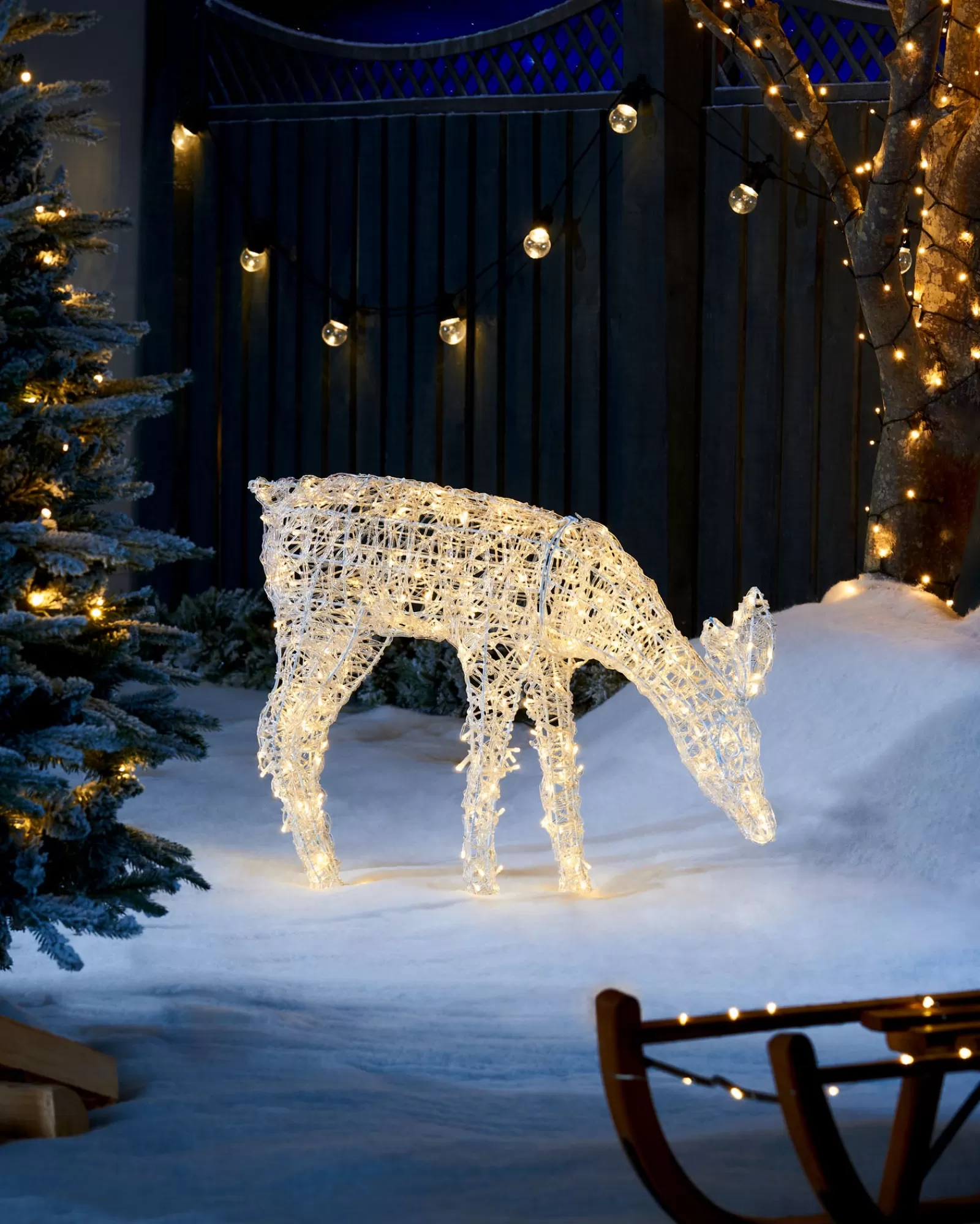 WeRChristmas Outdoor Lighted Reindeer^3D Acrylic Reindeer Decoration, 90 Cm