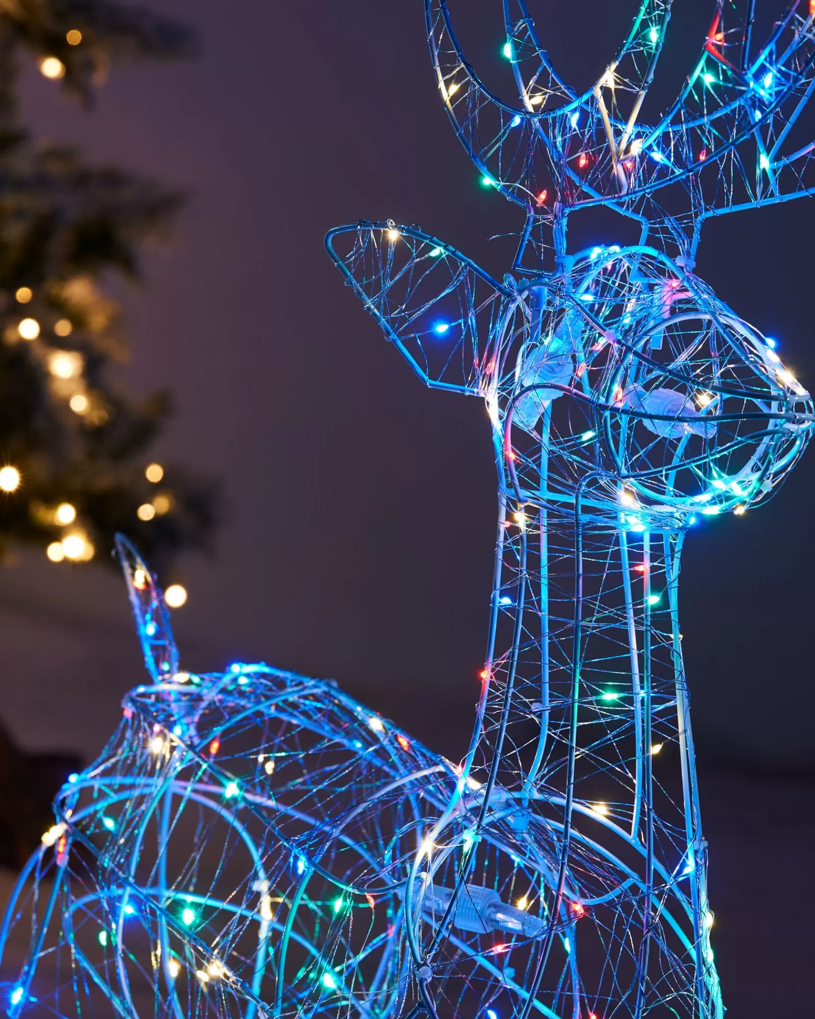 WeRChristmas Outdoor Lighted Reindeer^3D Standing Stag Silhouette, 110 Cm