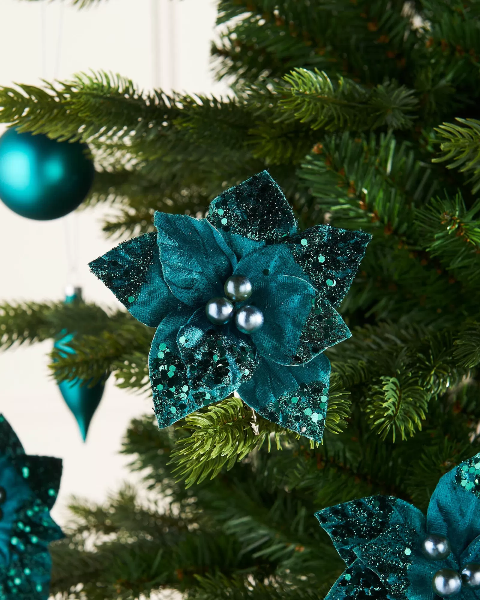 WeRChristmas Flowers & Foliage | Flowers & Foliage^Artificial Emerald Poinsettia Flower With Clip, 3 Pack, 12 Cm