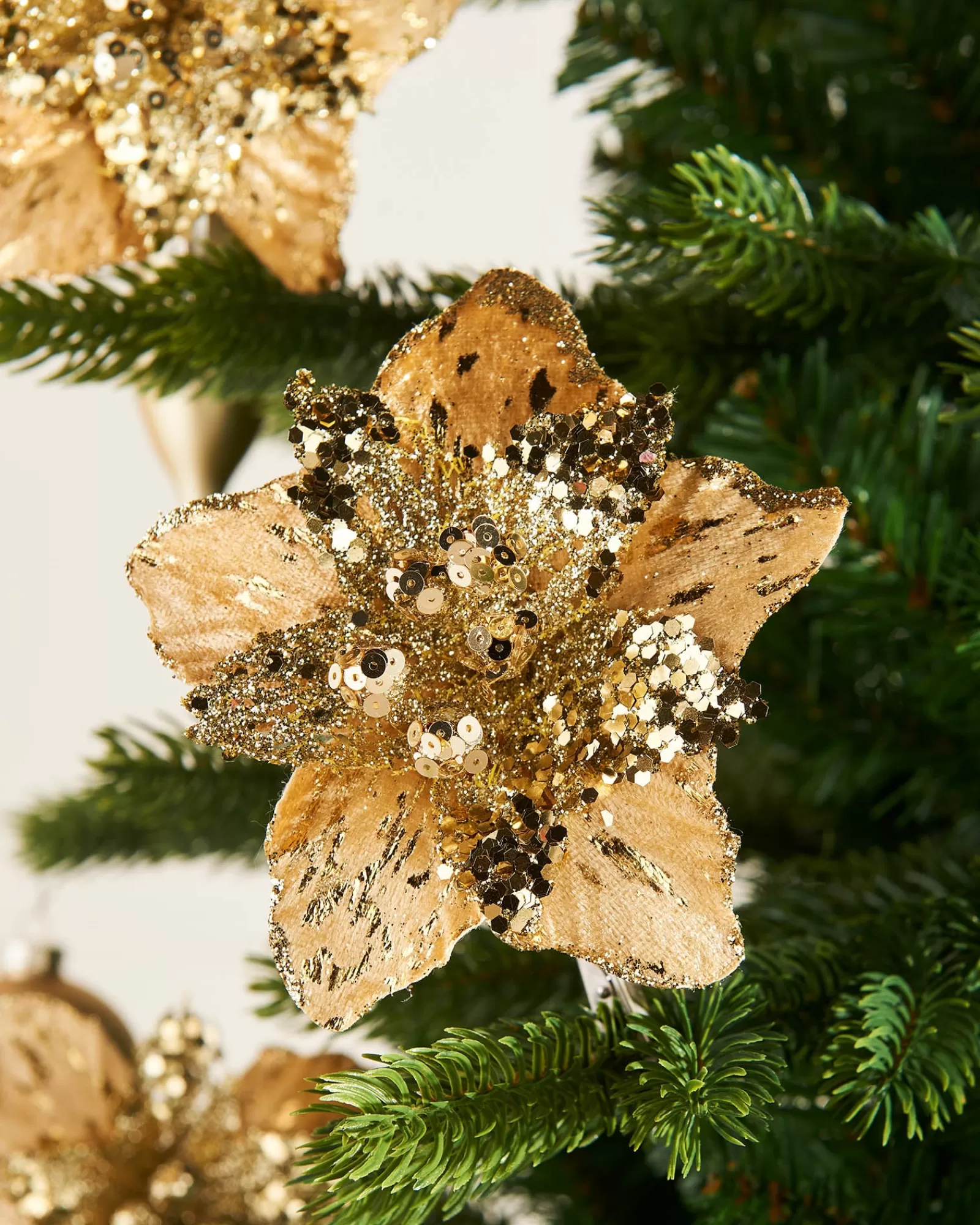WeRChristmas Flowers & Foliage | Flowers & Foliage^Artificial Gold Poinsettia Flower With Clip, 3 Pack, 12 Cm