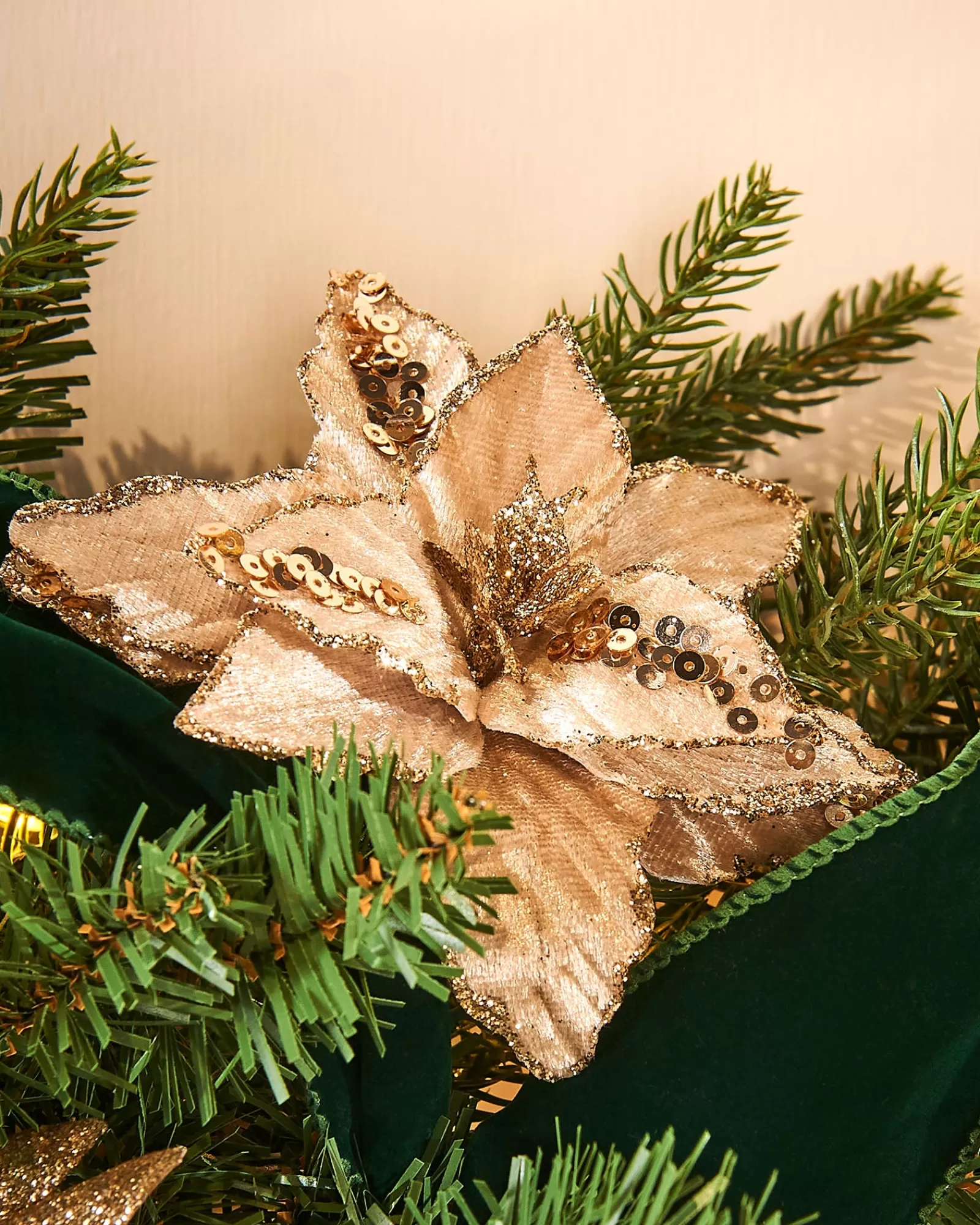 WeRChristmas Flowers & Foliage | Flowers & Foliage^Artificial Gold Poinsettia Flower With Clip, 3 Pack, 12 Cm