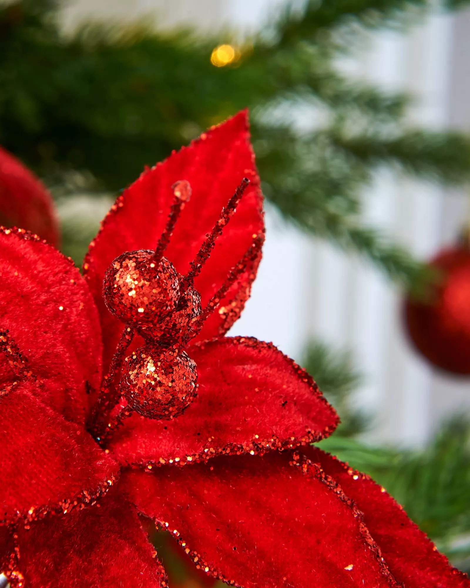 WeRChristmas Flowers & Foliage | Flowers & Foliage^Artificial Red Poinsettia Flower With Clip, 3 Pack, 12 Cm