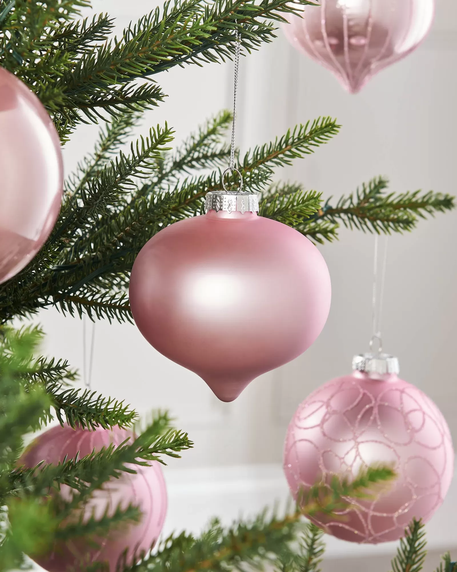 WeRChristmas Glass Baubles^Baby Pink Glass Baubles, 6 Pack, 10 Cm