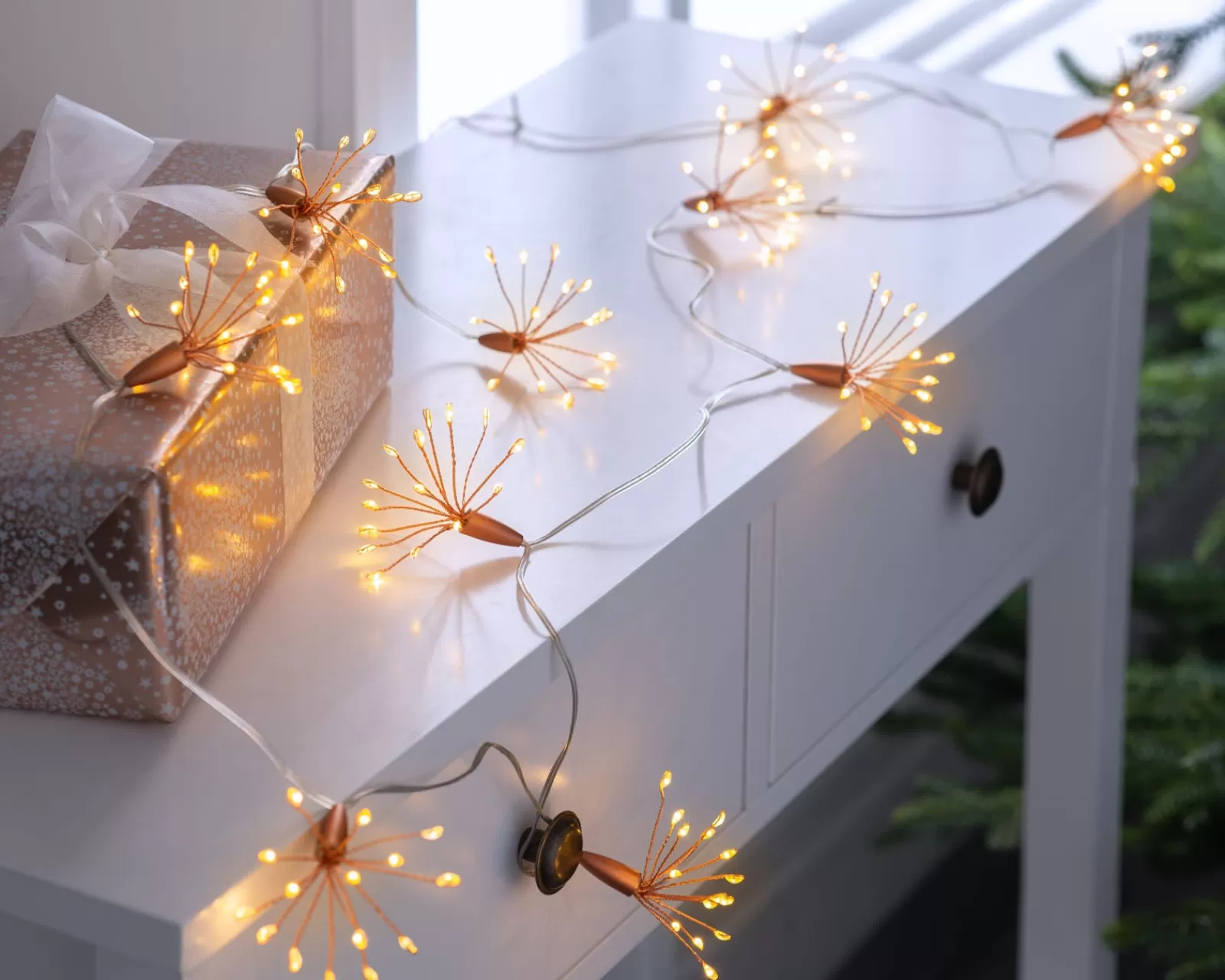 WeRChristmas Fairy Lights^Battery Operated Firework Copper Wire Light String, 2 M