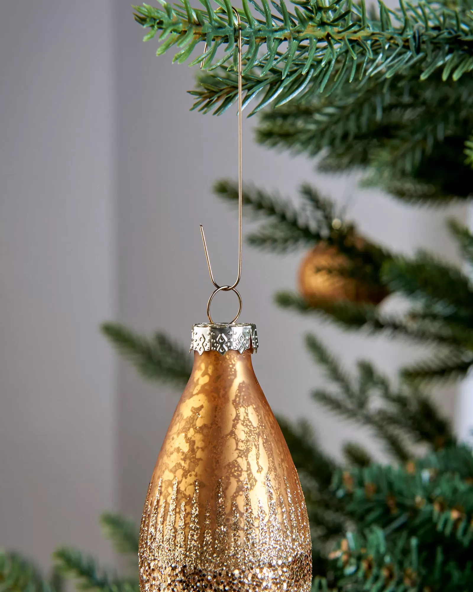 WeRChristmas Bauble Hooks^Bauble Ornament Hooks Multi Pack, Gold, Pack Of 150