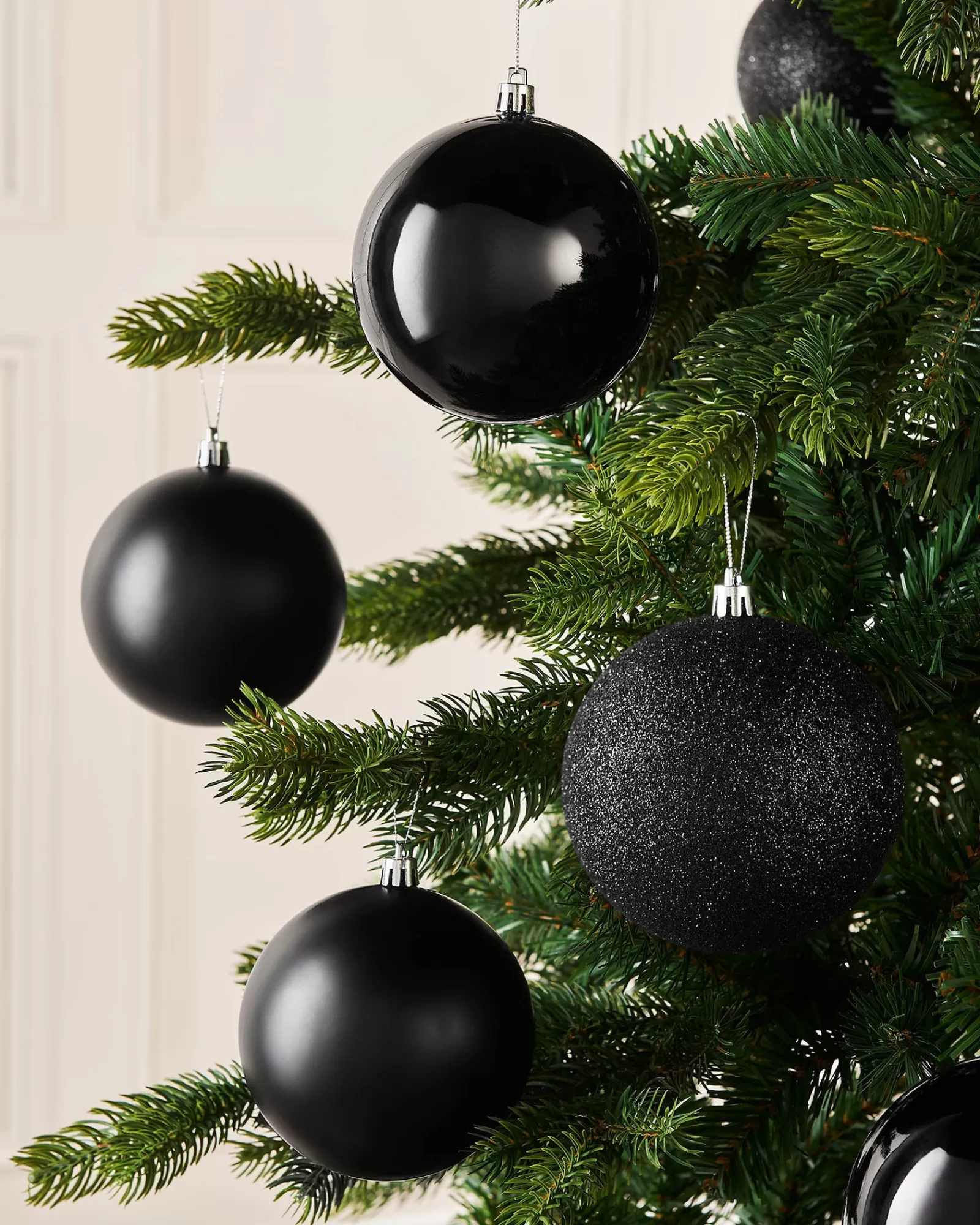 WeRChristmas Oversized Baubles | Shatterproof Baubles^Black Shatterproof Baubles, 9 Pack, 10 Cm