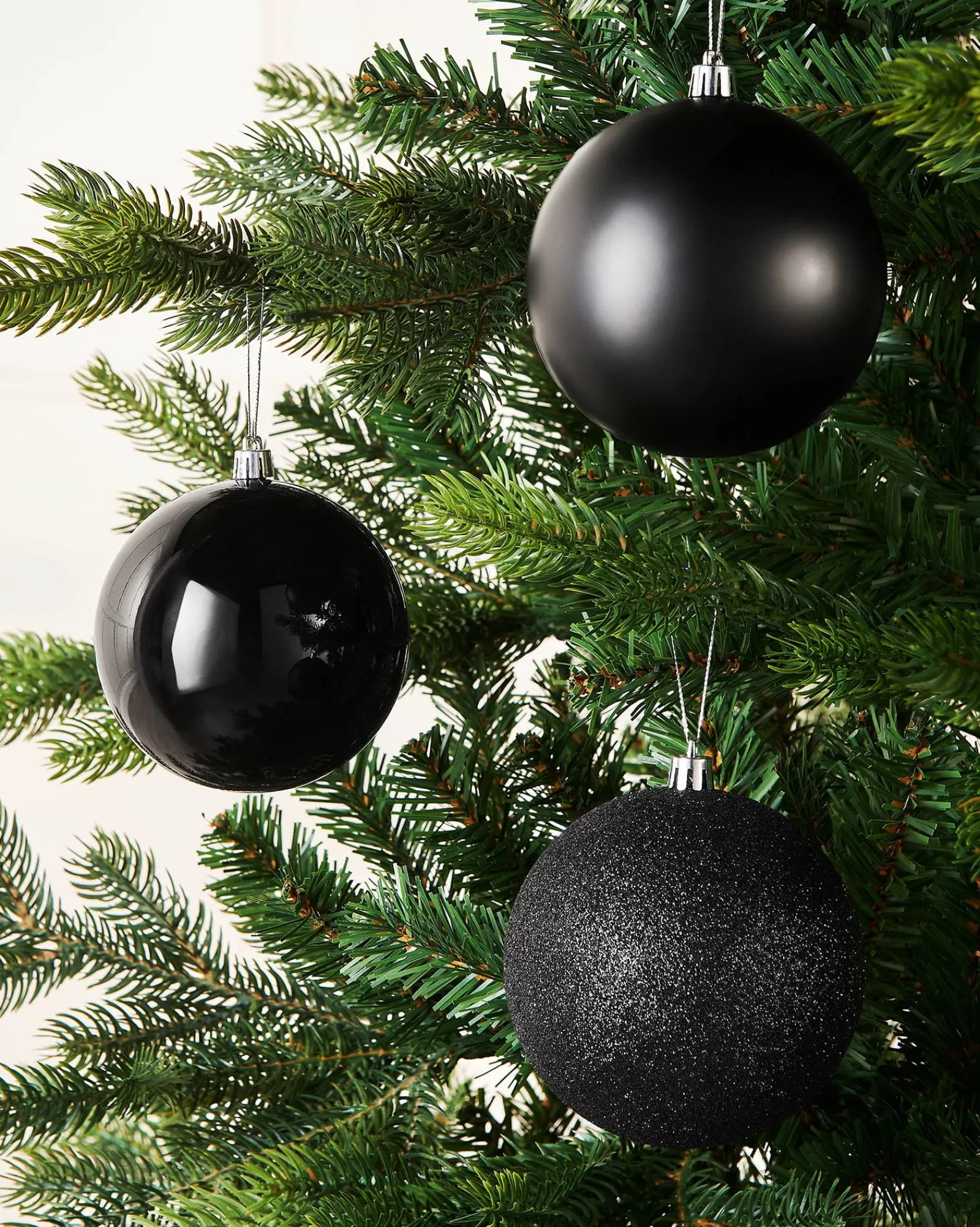 WeRChristmas Oversized Baubles | Shatterproof Baubles^Black Shatterproof Baubles, 9 Pack, 10 Cm