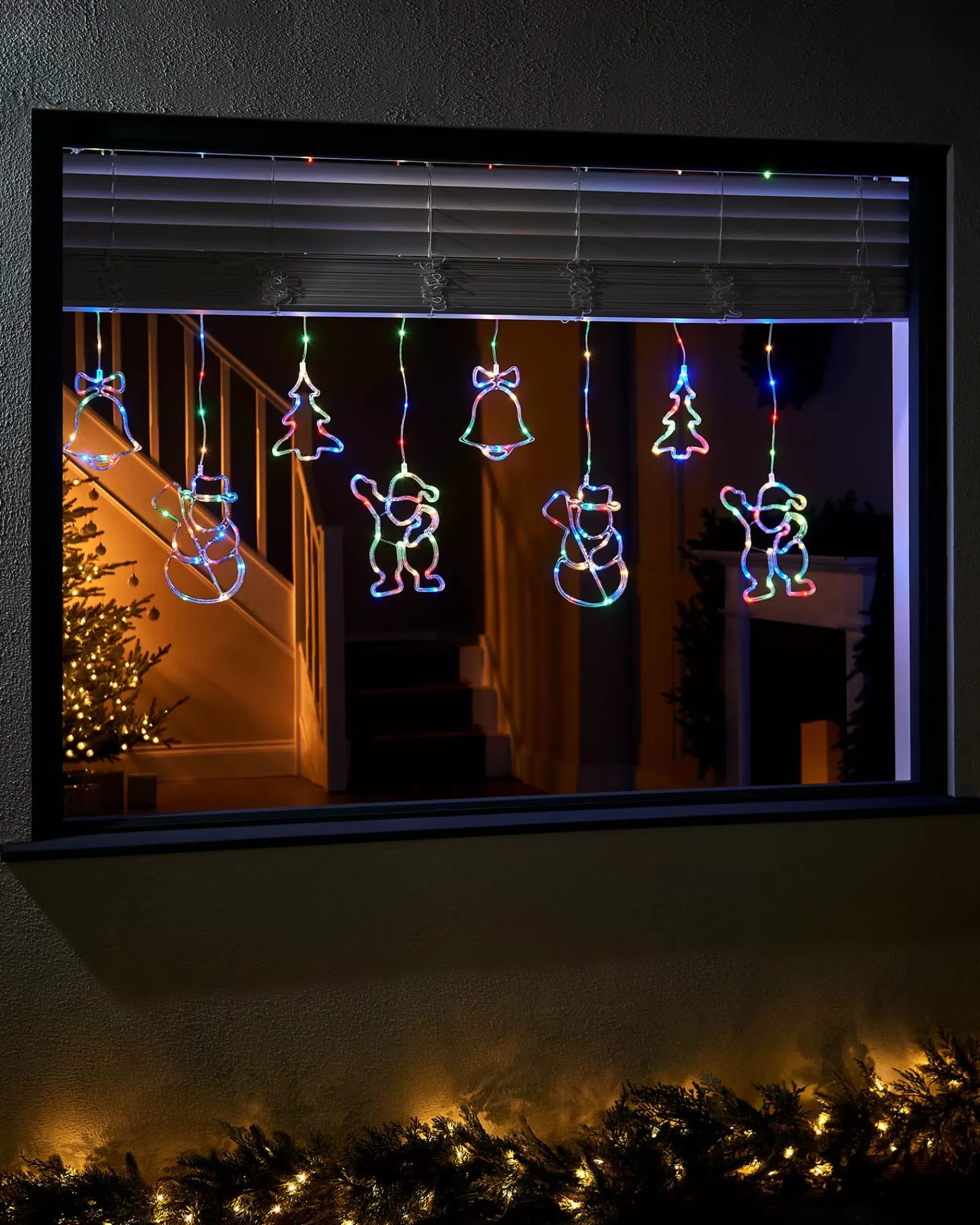 WeRChristmas Window Silhouettes | Curtain & Net Lights^Character Silhouette Curtain Light, 2.1 M