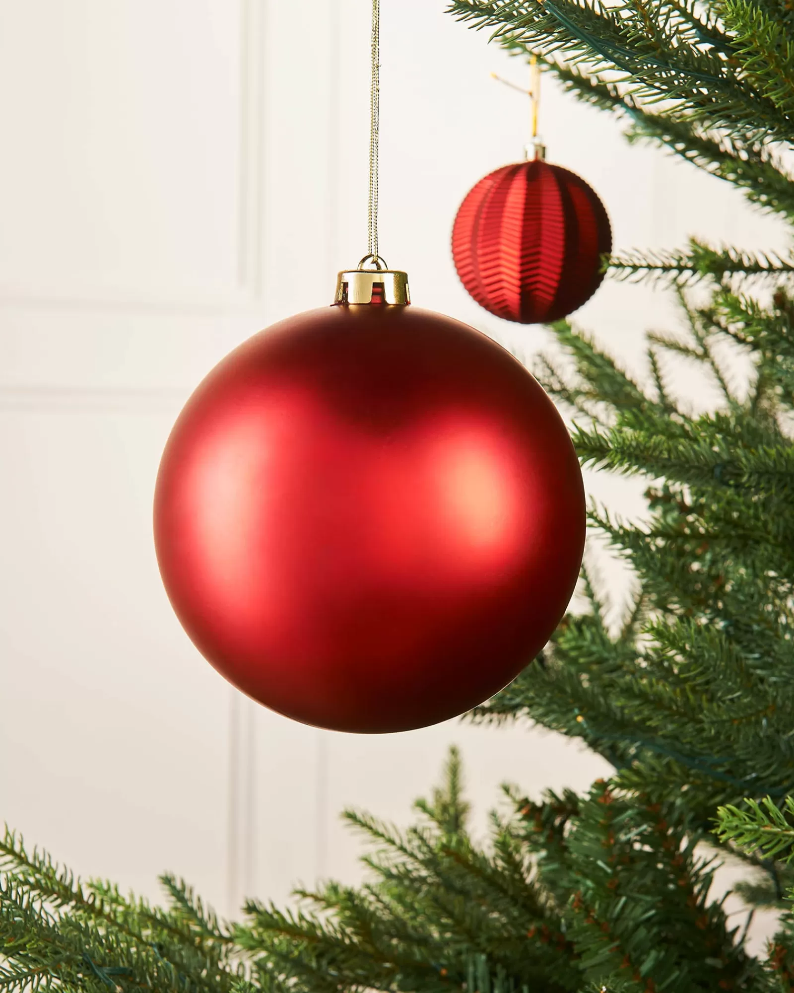 WeRChristmas Oversized Baubles | Shatterproof Baubles^Christmas Red Large Matt Shatterproof Bauble, 15 Cm