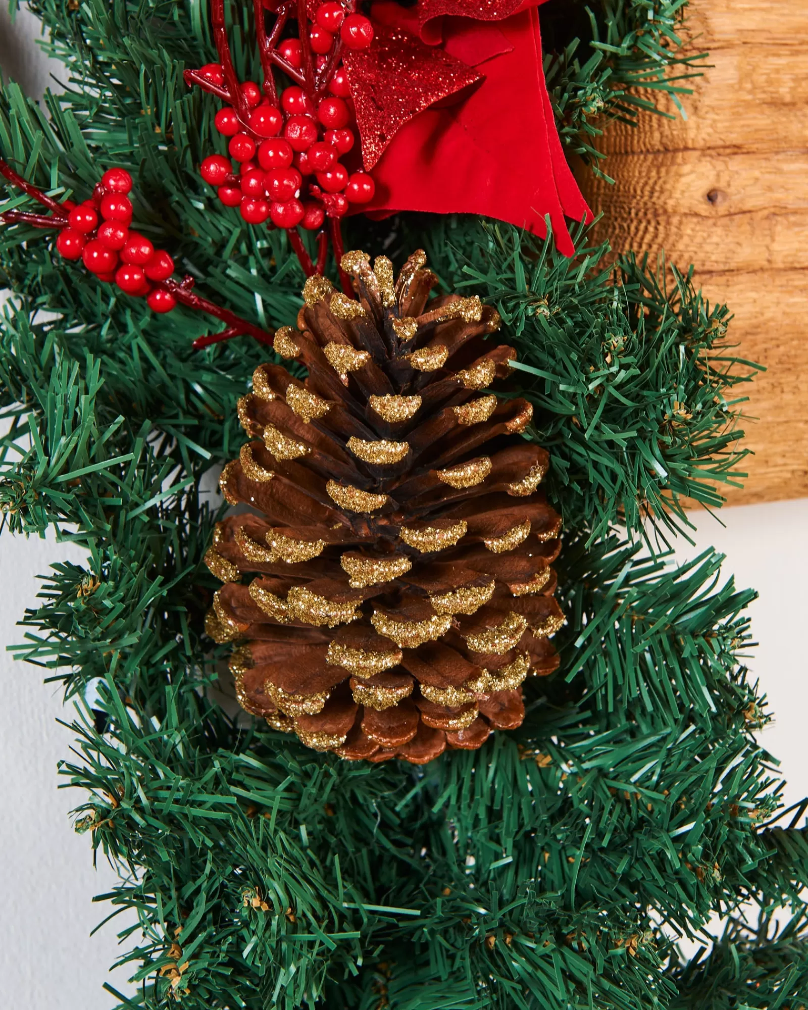 WeRChristmas Decorated Garlands | Pre Lit Garlands^Extra Thick Decorated Garland, Red/Gold, 9 Ft
