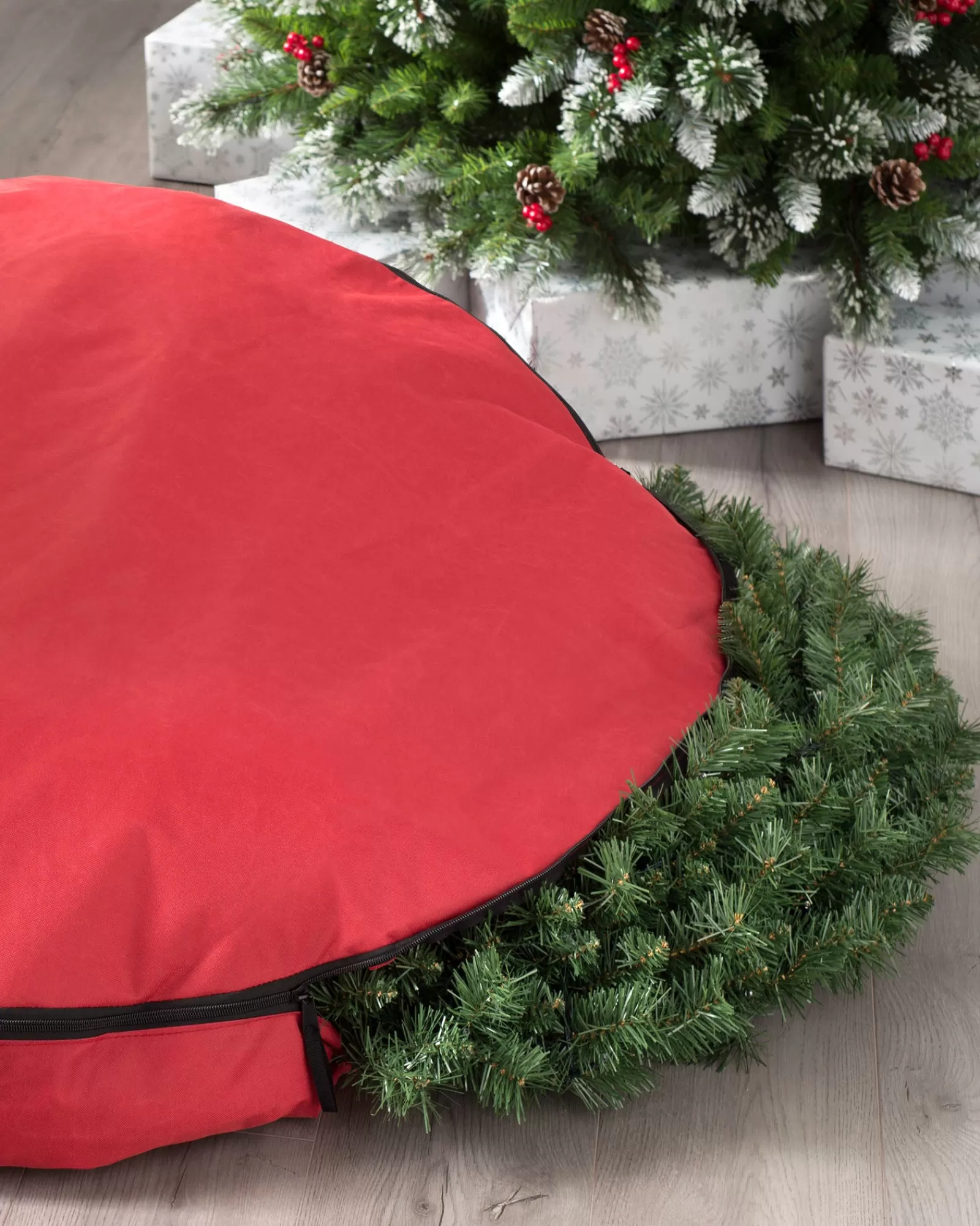 WeRChristmas Storage Bags | Storage Bags^Extra-Large Garland & Wreath Storage Bag, Red, 120 Cm