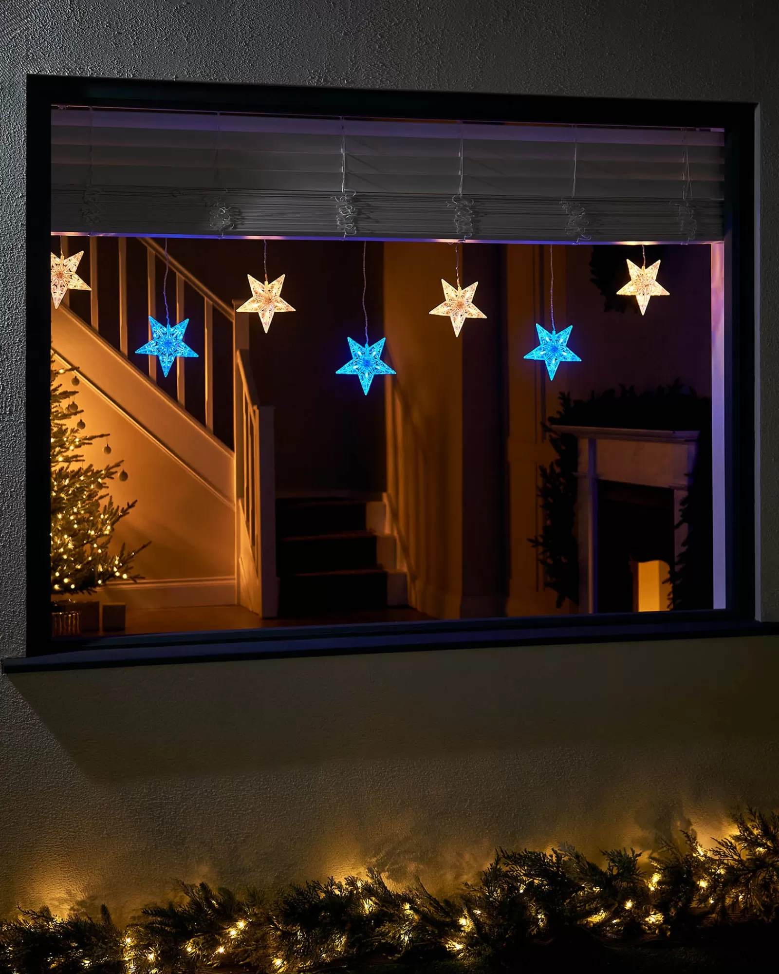 WeRChristmas Window Silhouettes | Curtain & Net Lights^Flashing Star Curtain Net Light, 2.2 M