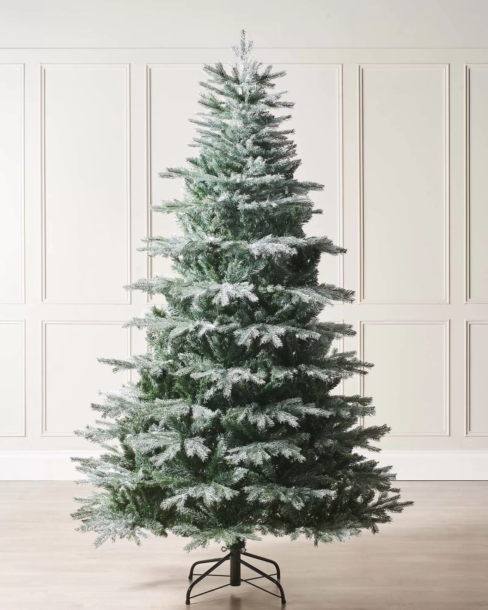 WeRChristmas Budget Christmas Trees | Snow Flocked Christmas Trees^Frosted Siberian Mixed Pine Christmas Tree, 6 Ft