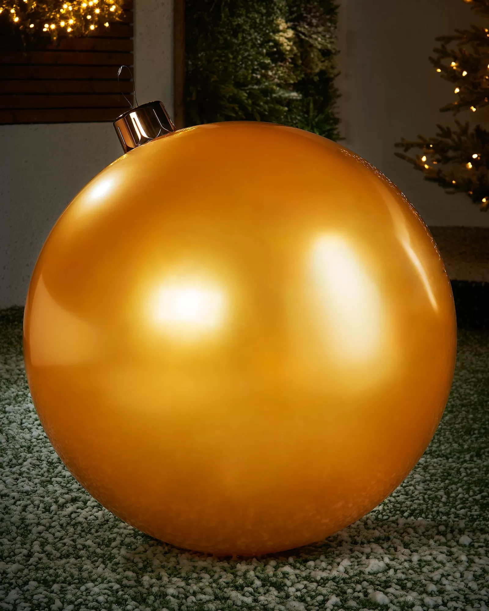 WeRChristmas Inflatables | Outdoor Inflatable Baubles^Inflatable Christmas Bauble, Gold, 76 Cm