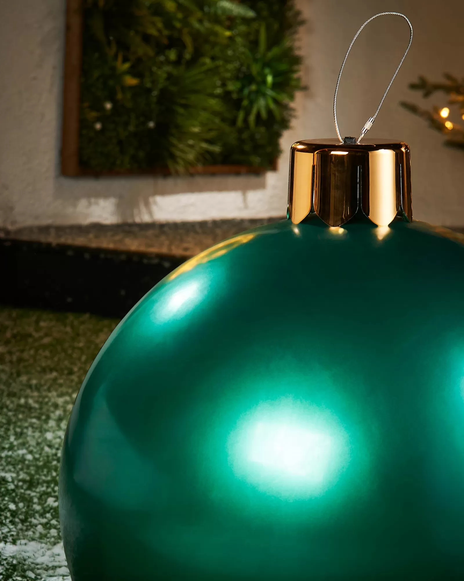 WeRChristmas Inflatables | Outdoor Inflatable Baubles^Inflatable Christmas Bauble, Green, 45 Cm