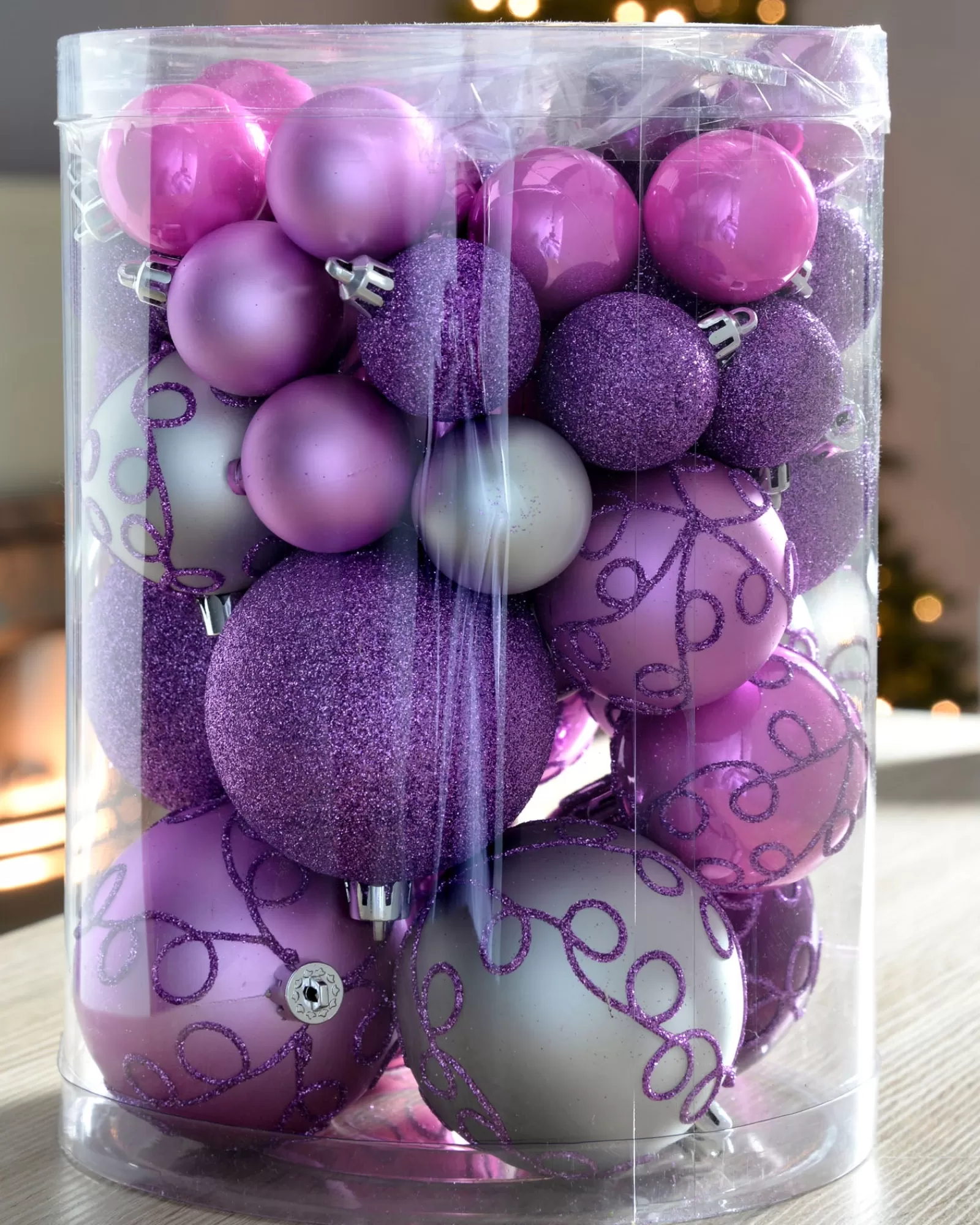 WeRChristmas Shatterproof Baubles^Lilac Shatterproof Baubles, 50 Pack