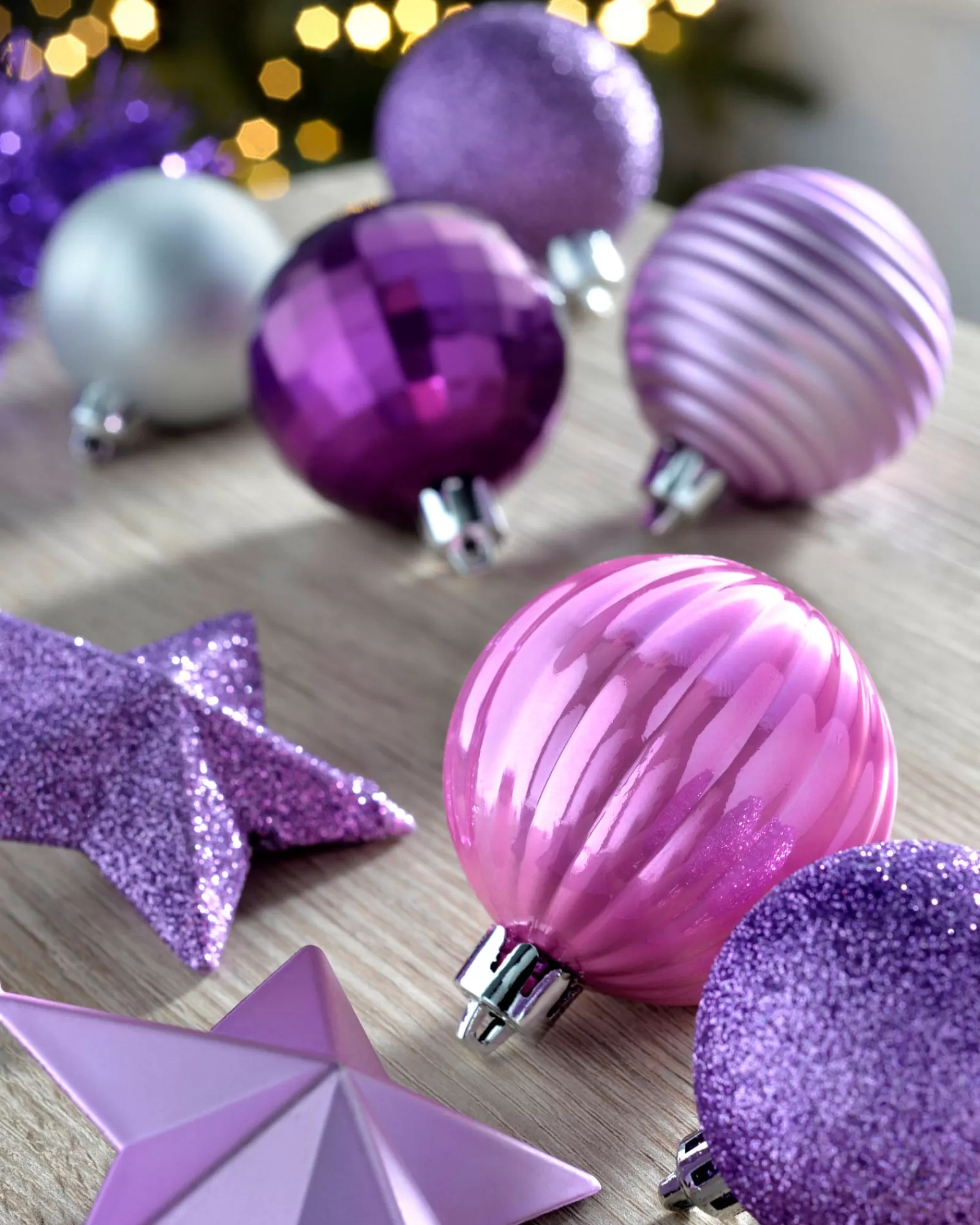 WeRChristmas Shatterproof Baubles^Lilac Shatterproof Baubles Set, 42 Pack