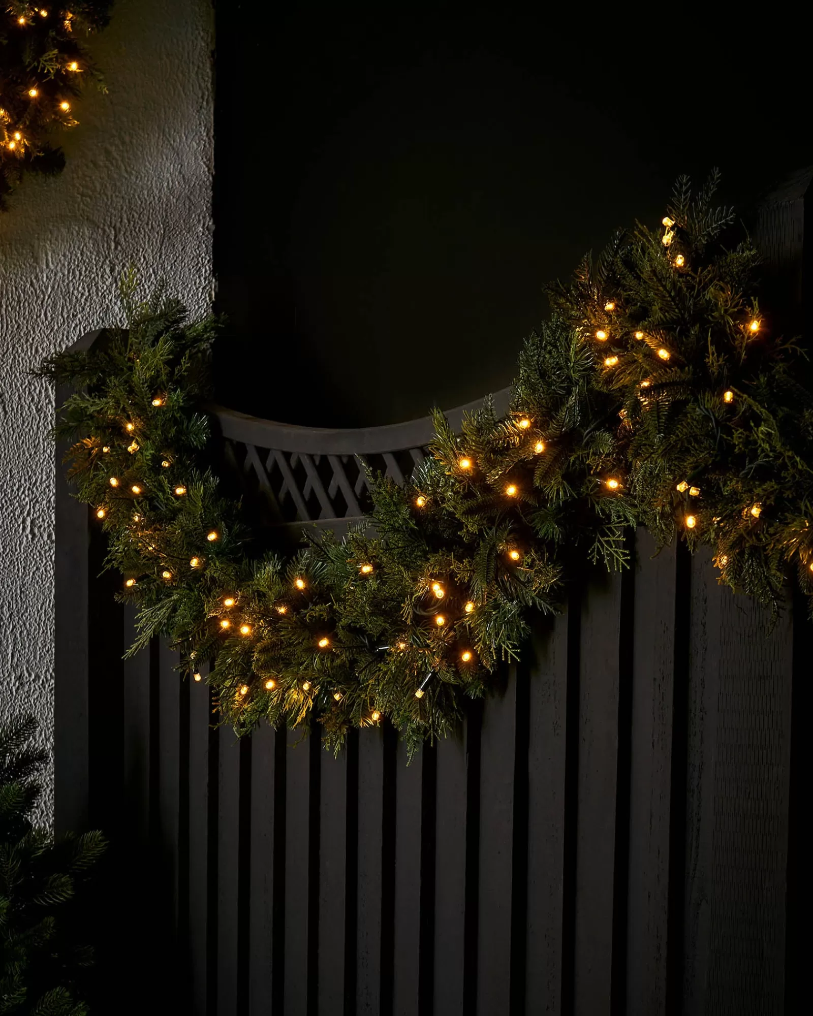 WeRChristmas Link Pro | Plain Garlands^LINK PRO Connectable Pre-Lit Natural Fir Garland, 3 M