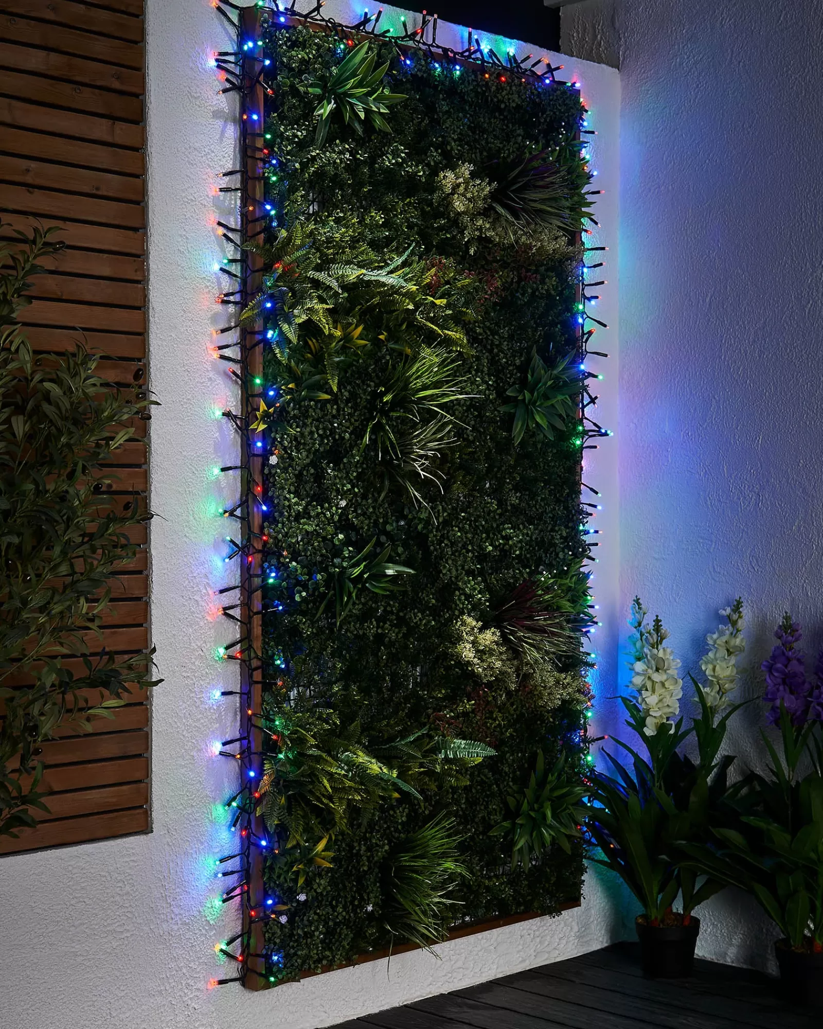 WeRChristmas Link Pro | Connectable Lights^LINK PRO LED Cluster Lights, Black Cable, Multi Colour