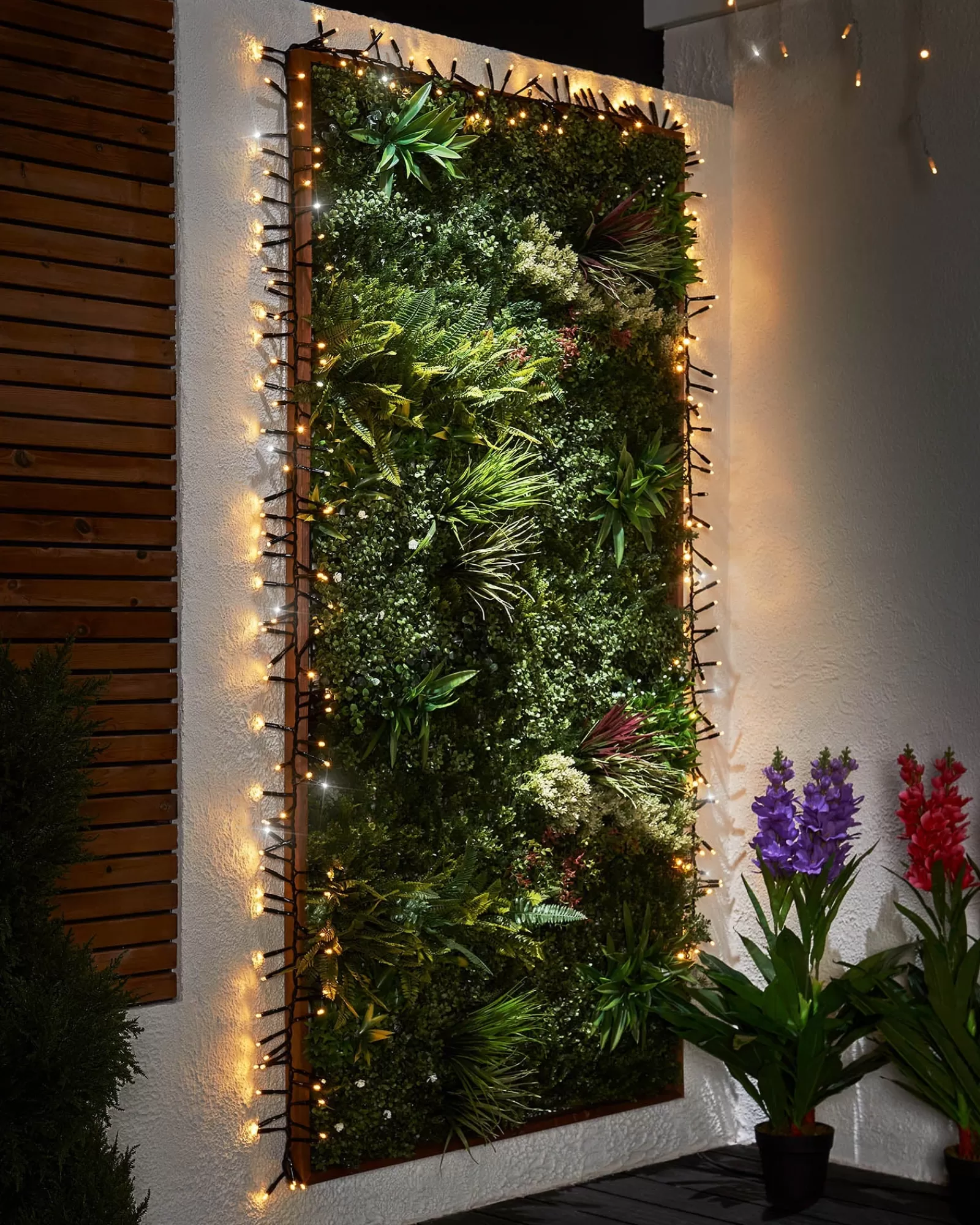 WeRChristmas Link Pro | Cluster Lights^LINK PRO LED Cluster Lights, Black Cable, Warm White / White