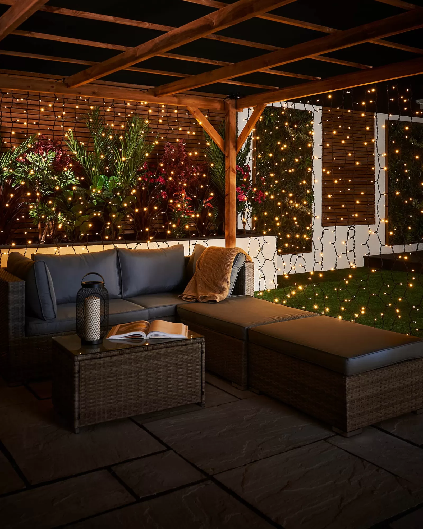 WeRChristmas Link Pro | Curtain & Net Lights^LINK PRO LED Curtain Lights, Black Cable, 2.5 M Drop, Warm White