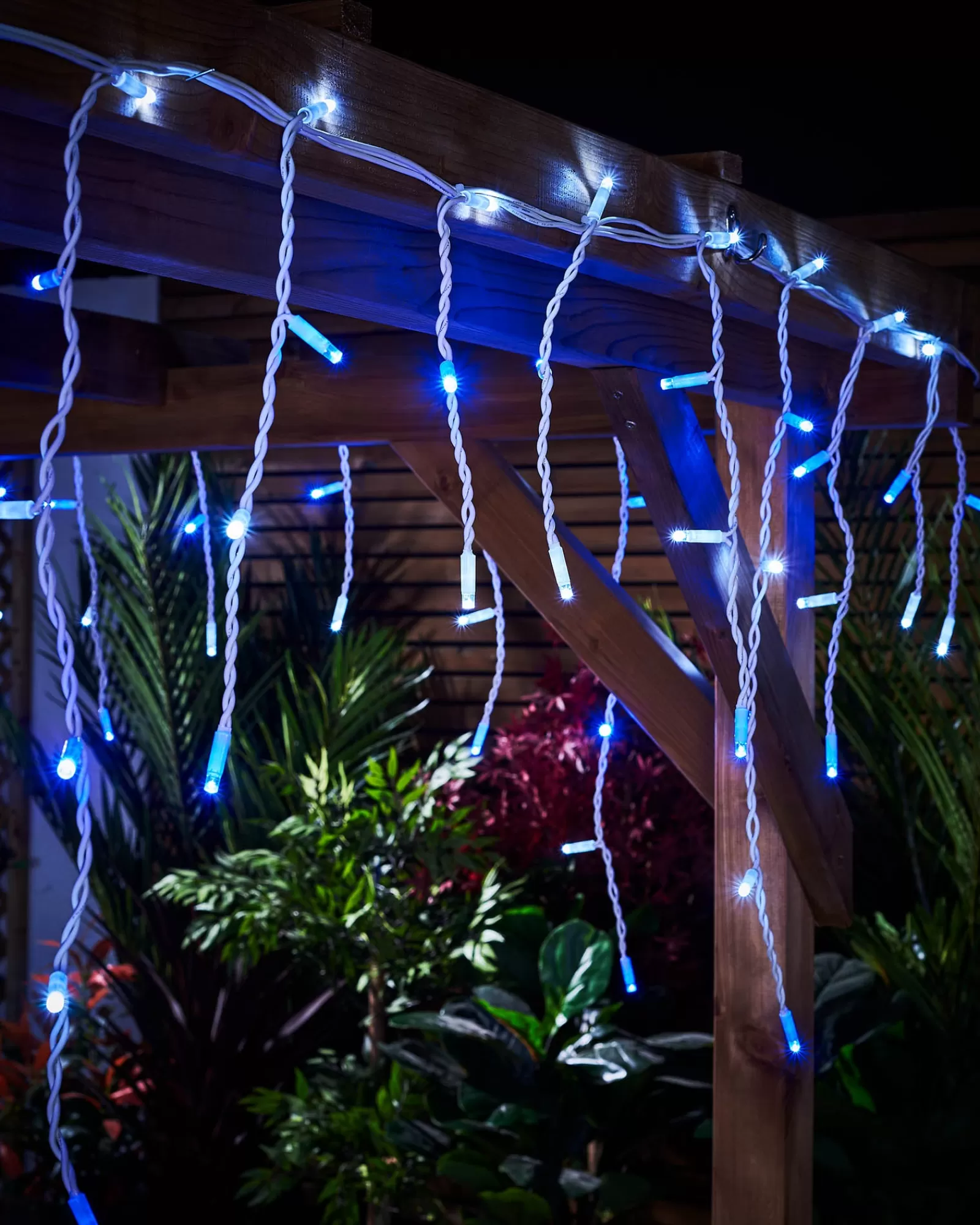 WeRChristmas Link Pro | Icicle Lights^LINK PRO LED Icicle Lights, Blue / White