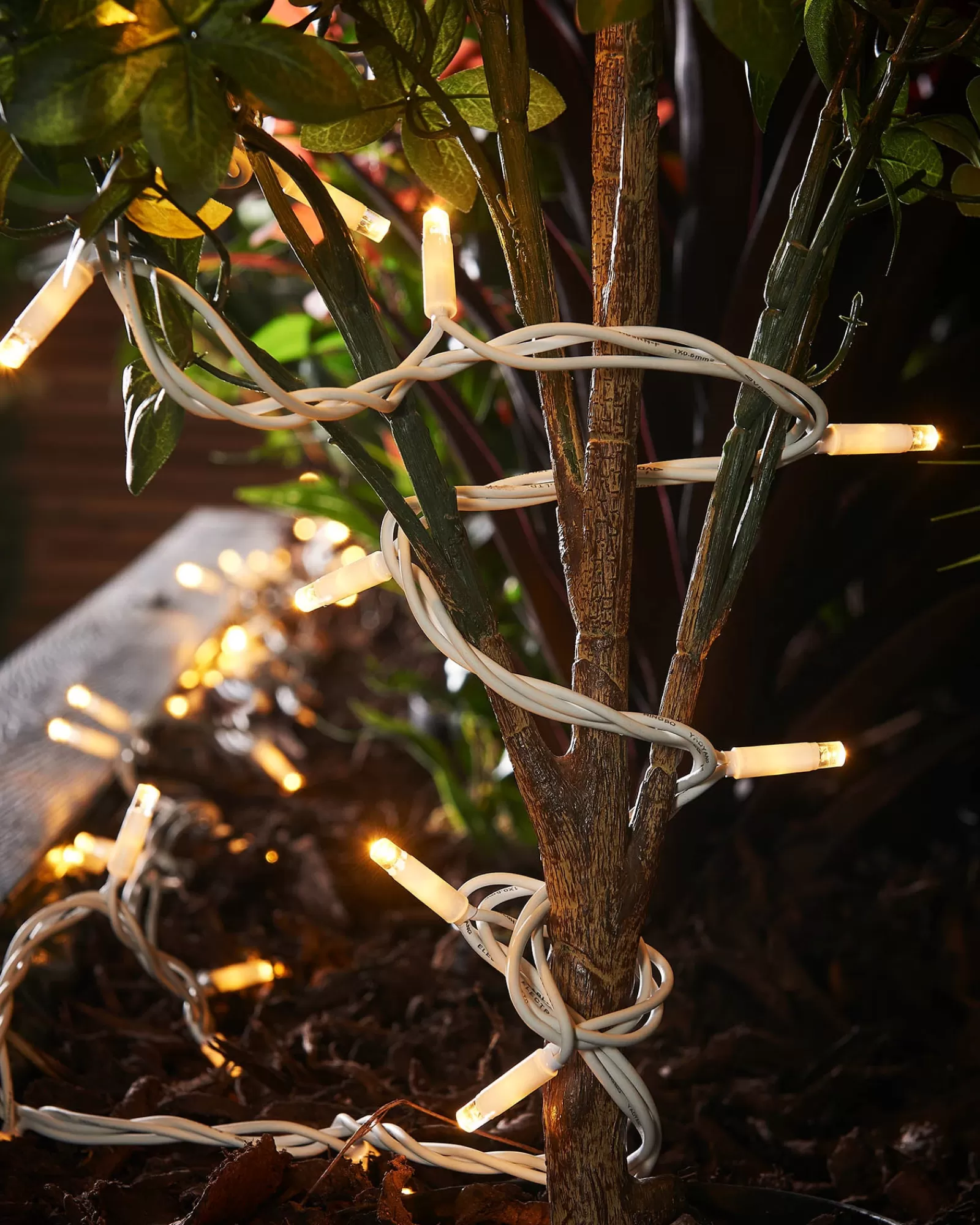 WeRChristmas Link Pro | Fairy Lights^LINK PRO LED String Lights, White Cable, Warm White