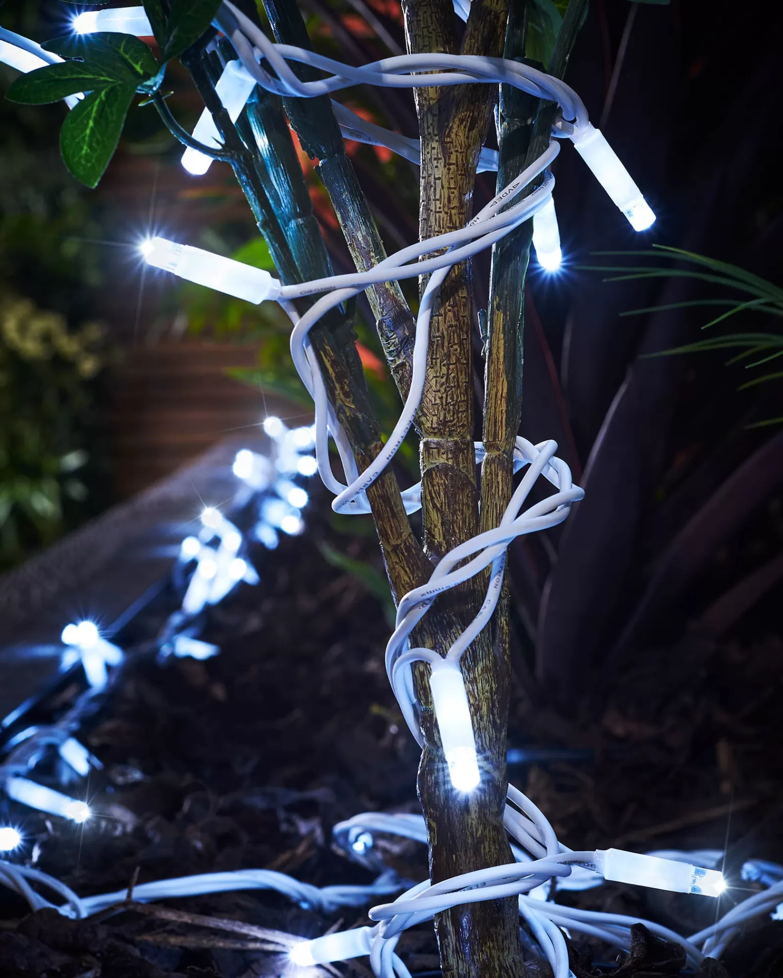 WeRChristmas Link Pro | Fairy Lights^LINK PRO Twinkle LED String Lights, White Cable, White