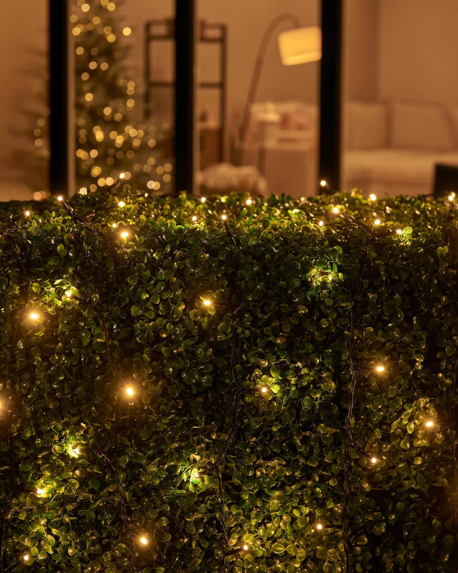 WeRChristmas Link Up | Fairy Lights^LINK UP LED String Lights, Black Cable, Warm White