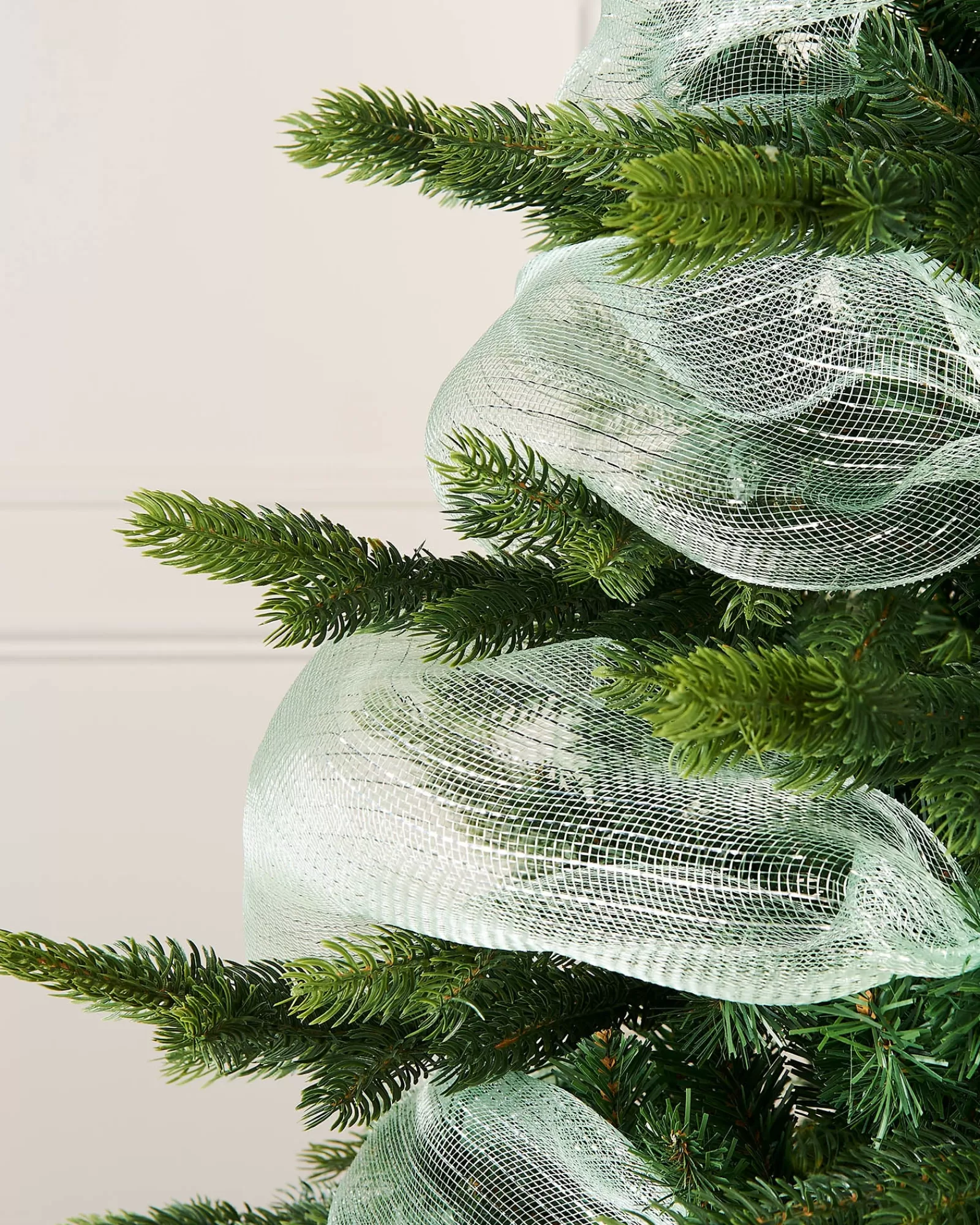 WeRChristmas Deco Mesh^Mint Green Mesh With Silver Foil, 9 M