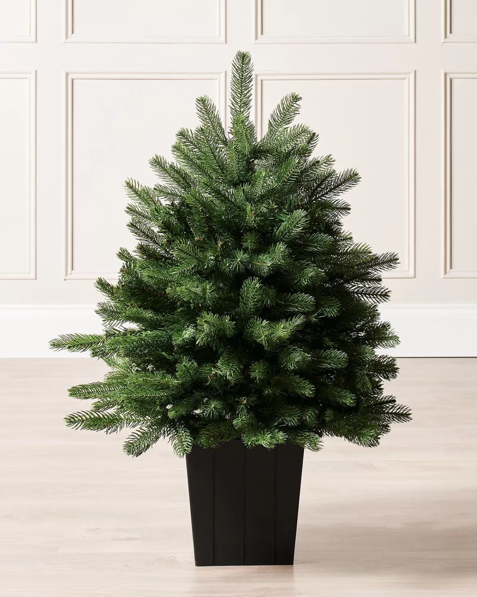 WeRChristmas Budget Christmas Trees | Potted Christmas Trees^Mixed Pine Traditional Potted Christmas Tree, 3 Ft