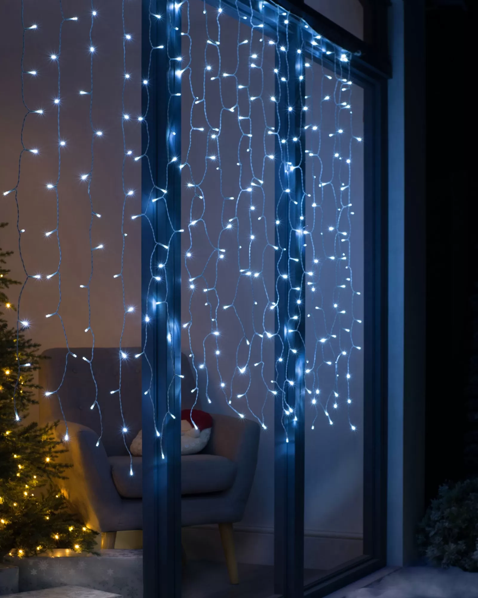 WeRChristmas Connectable Lights^Multi-Function 300 LED Connectable Curtain Light String, Bright White