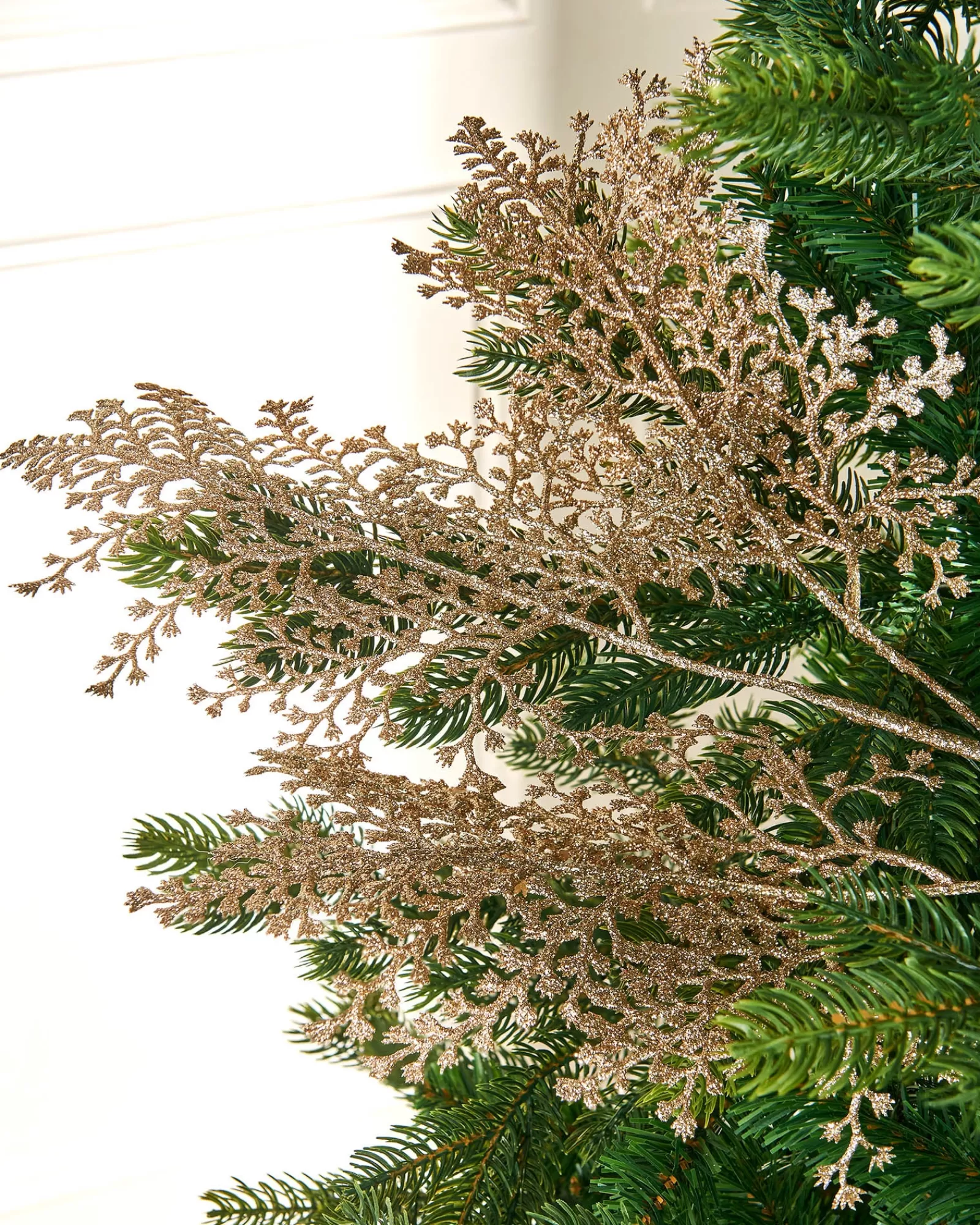 WeRChristmas Flowers & Foliage | Flowers & Foliage^Natural Leaf Christmas Tree Spray, 70 Cm