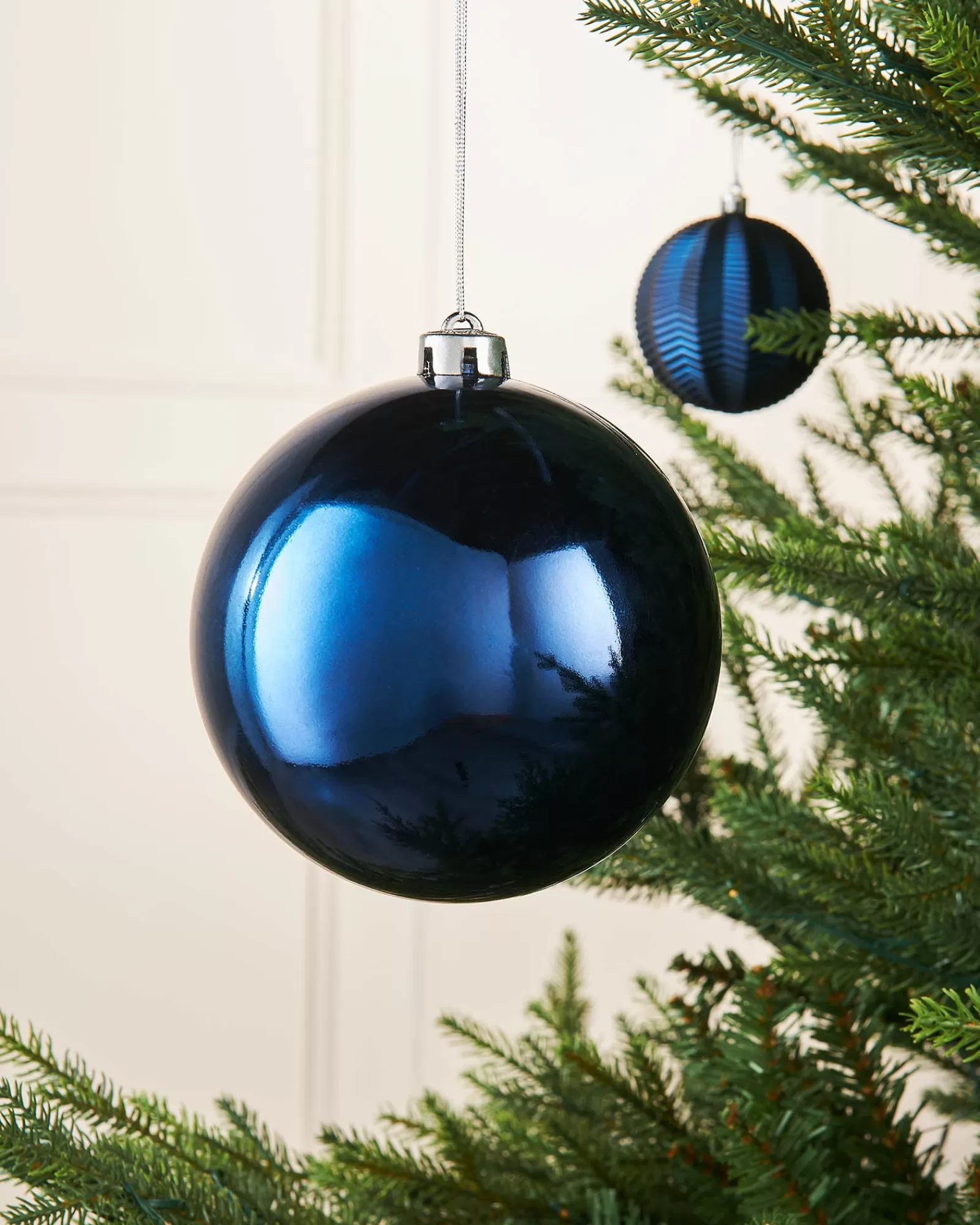 WeRChristmas Oversized Baubles | Shatterproof Baubles^Navy Blue Large Gloss Shatterproof Bauble, 15 Cm