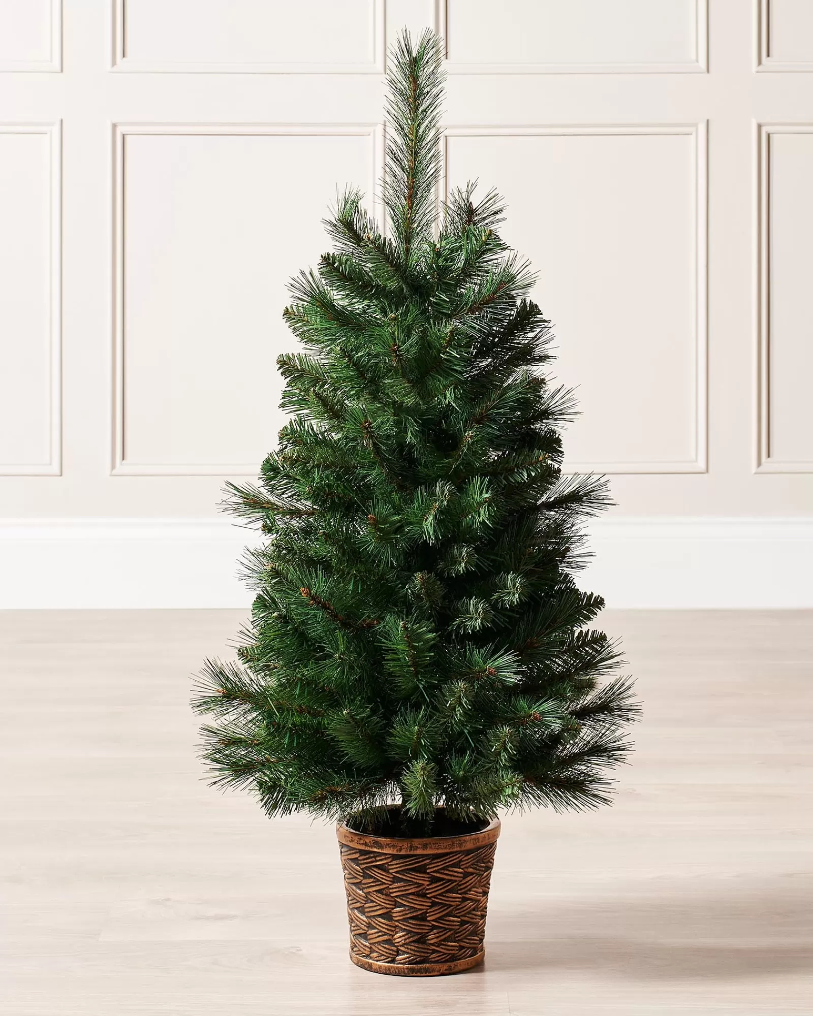 WeRChristmas Budget Christmas Trees | Potted Christmas Trees^Potted Victorian Pine Christmas Tree, 3 Ft