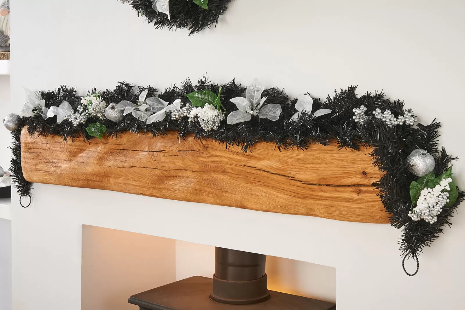 WeRChristmas Decorated Garlands^Pre-Decorated Garland, Black/Silver, 6 Ft