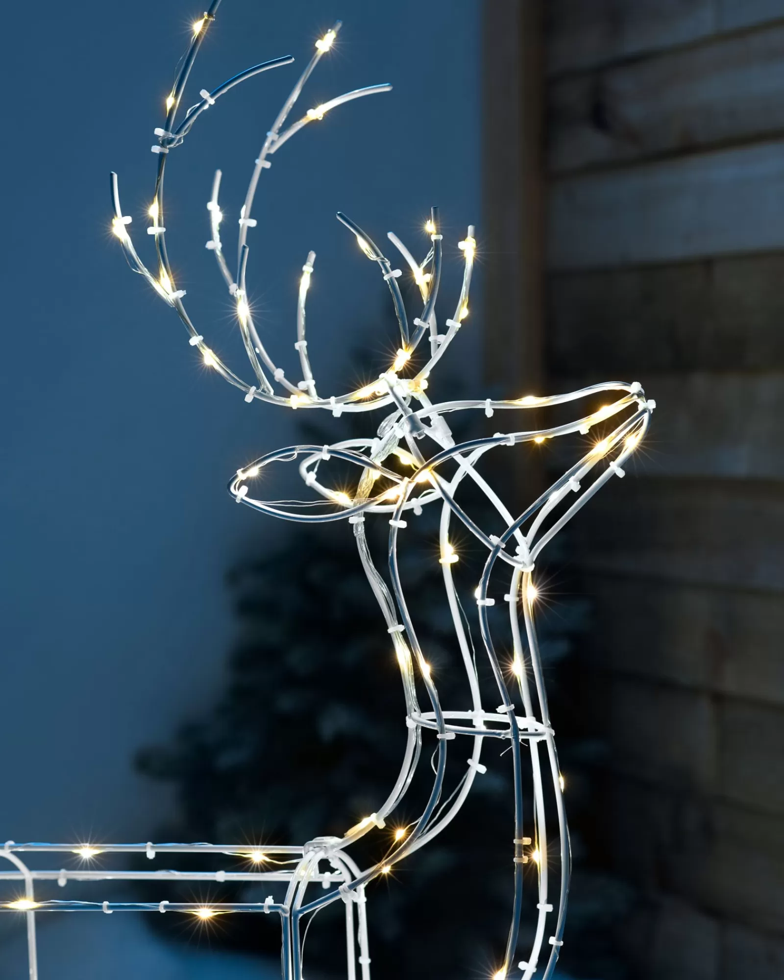 WeRChristmas Outdoor Lighted Reindeer^Pre-Lit 3D Standing Reindeer Silhouette, 87 Cm