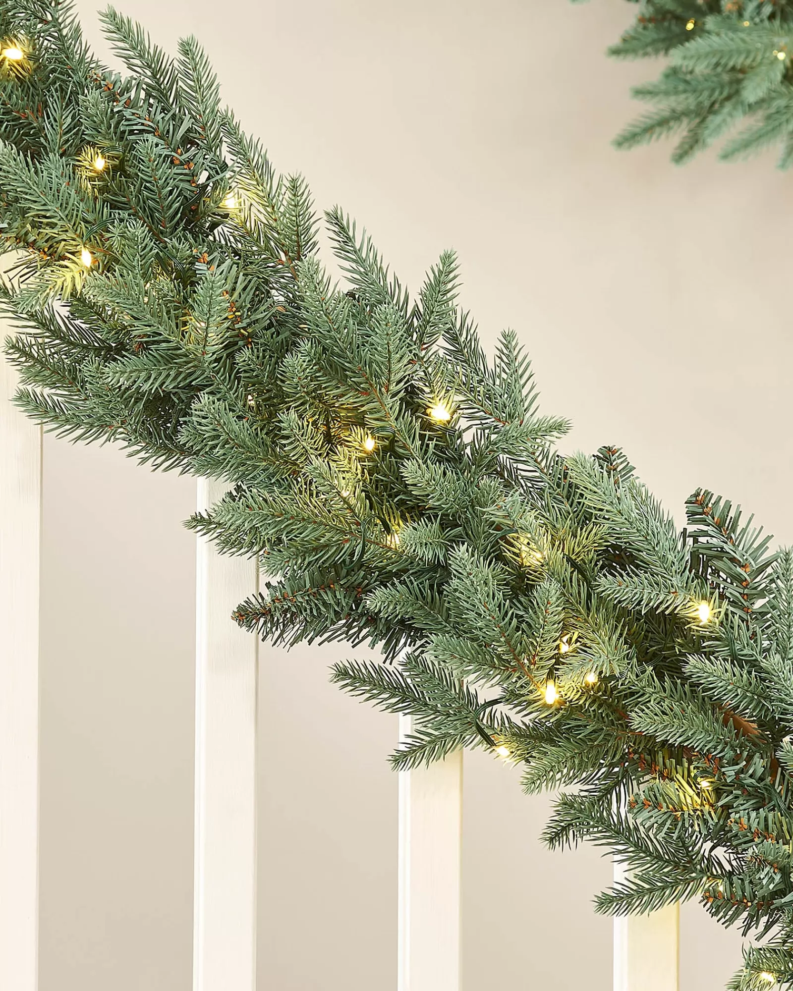 WeRChristmas Pre Lit Garlands^Pre-Lit Blue Mixed Pine Garland, 9 Ft