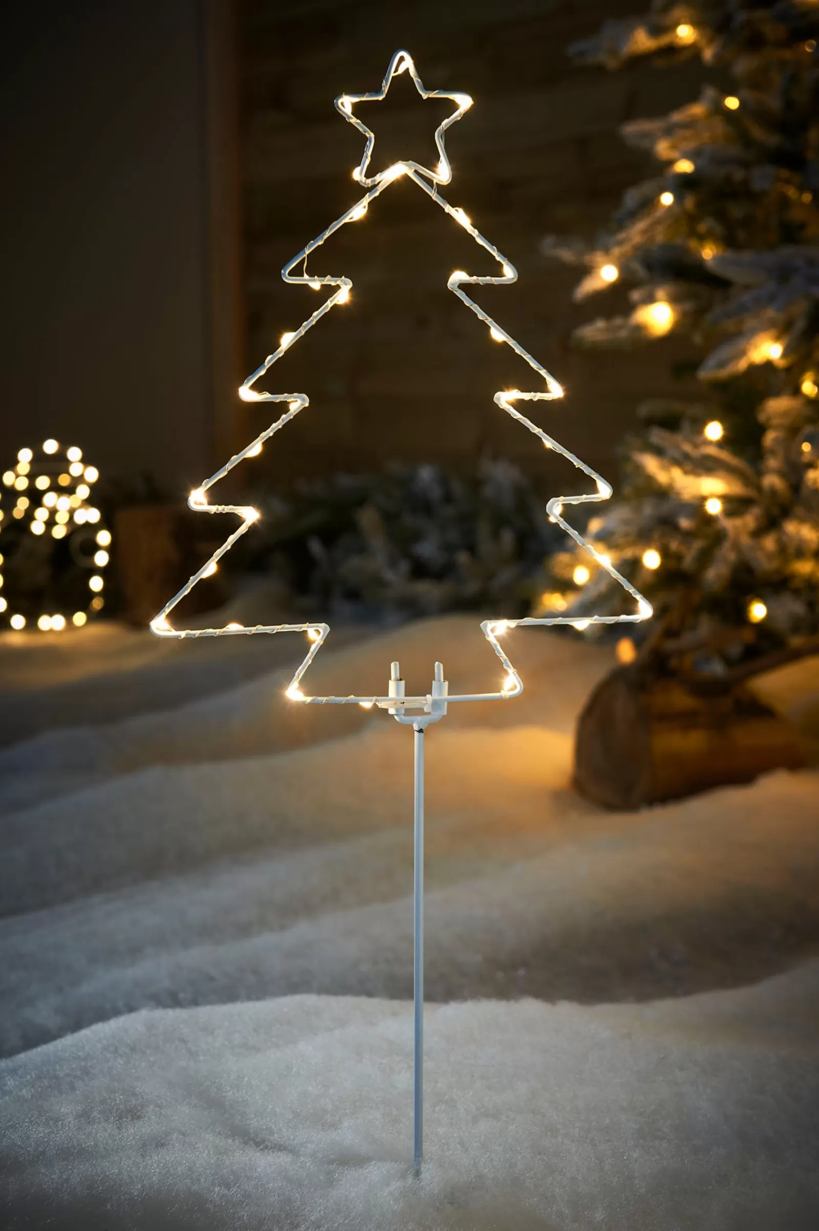 WeRChristmas Pathway Lights^Pre-Lit Christmas Tree Pathway Stake Light, 60 Cm