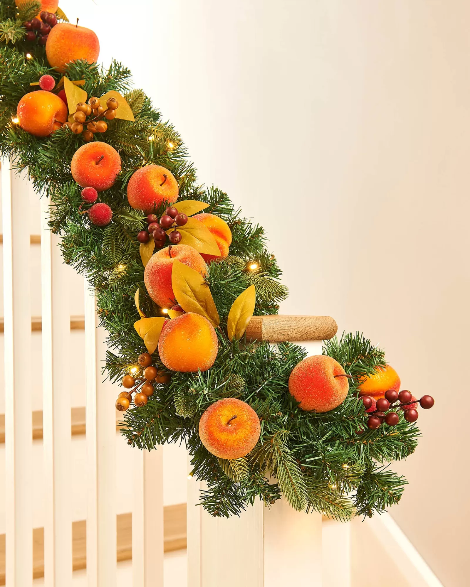 WeRChristmas Decorated Garlands | Pre Lit Garlands^Pre-Lit Decorated Garland, Apples & Peaches, 9 Ft