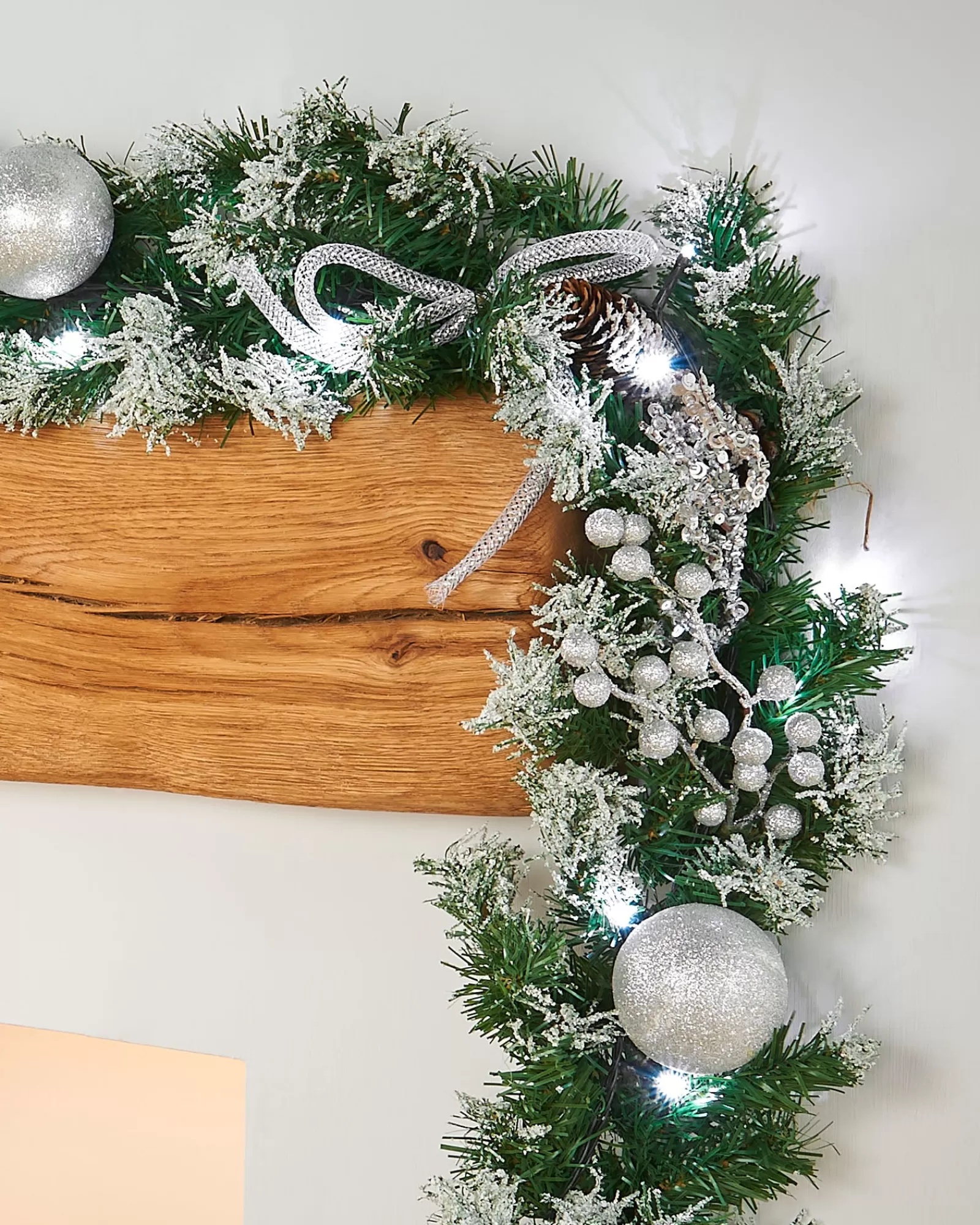 WeRChristmas Snow Flocked Garlands | Decorated Garlands^Pre-Lit Decorated Garland, Silver Ice, 9 Ft
