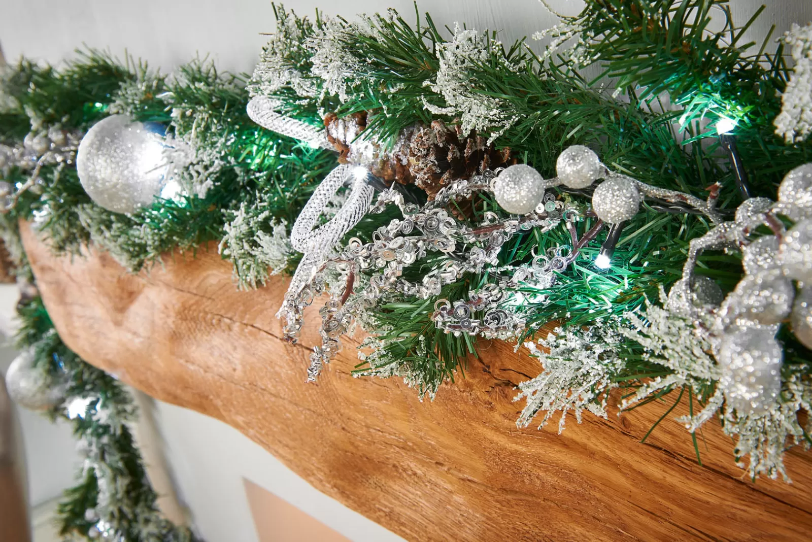 WeRChristmas Snow Flocked Garlands | Decorated Garlands^Pre-Lit Decorated Garland, Silver Ice, 9 Ft