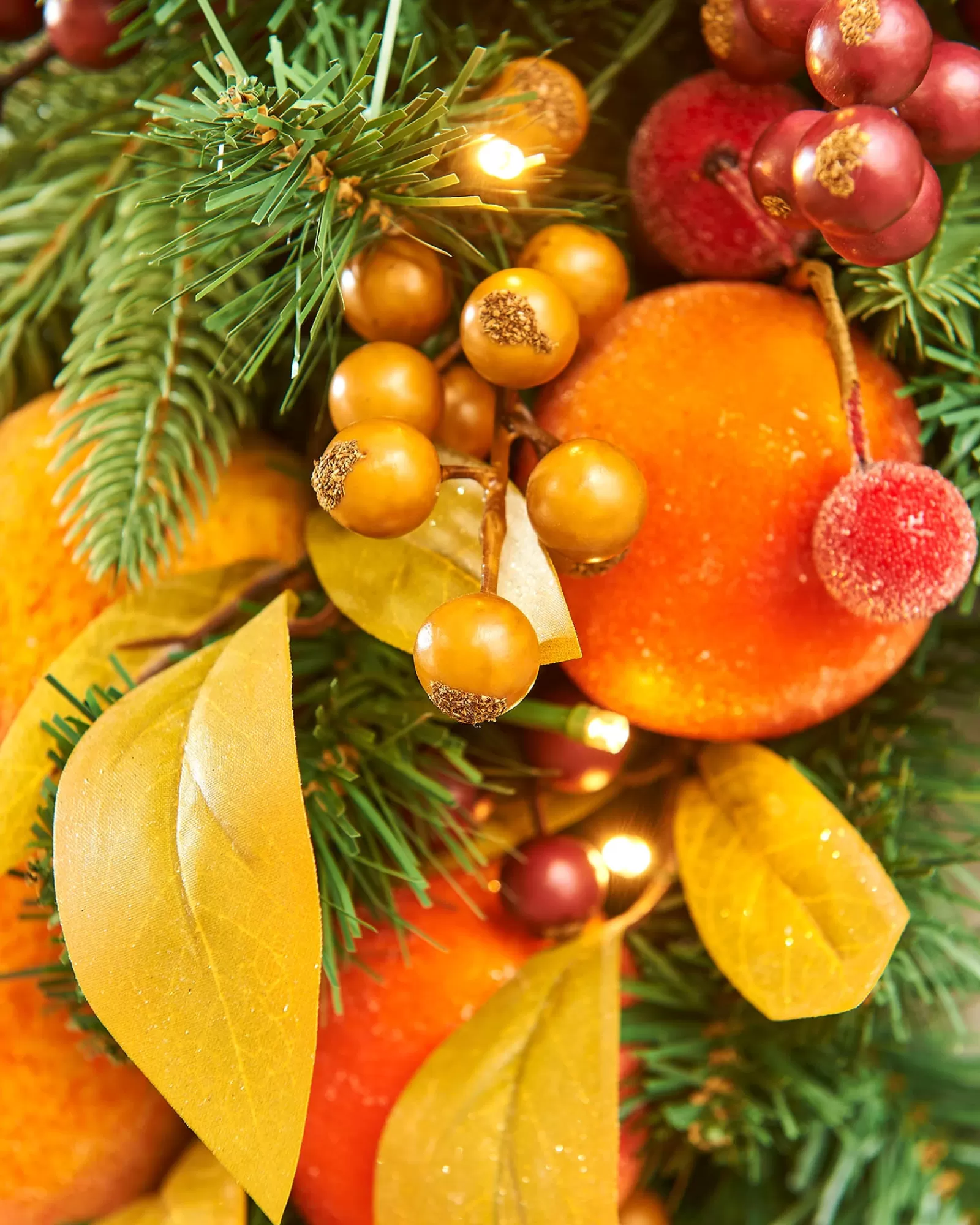 WeRChristmas Decorated Wreaths | Pre Lit Wreaths^Pre-Lit Decorated Wreath, Apples & Peaches, 76 Cm